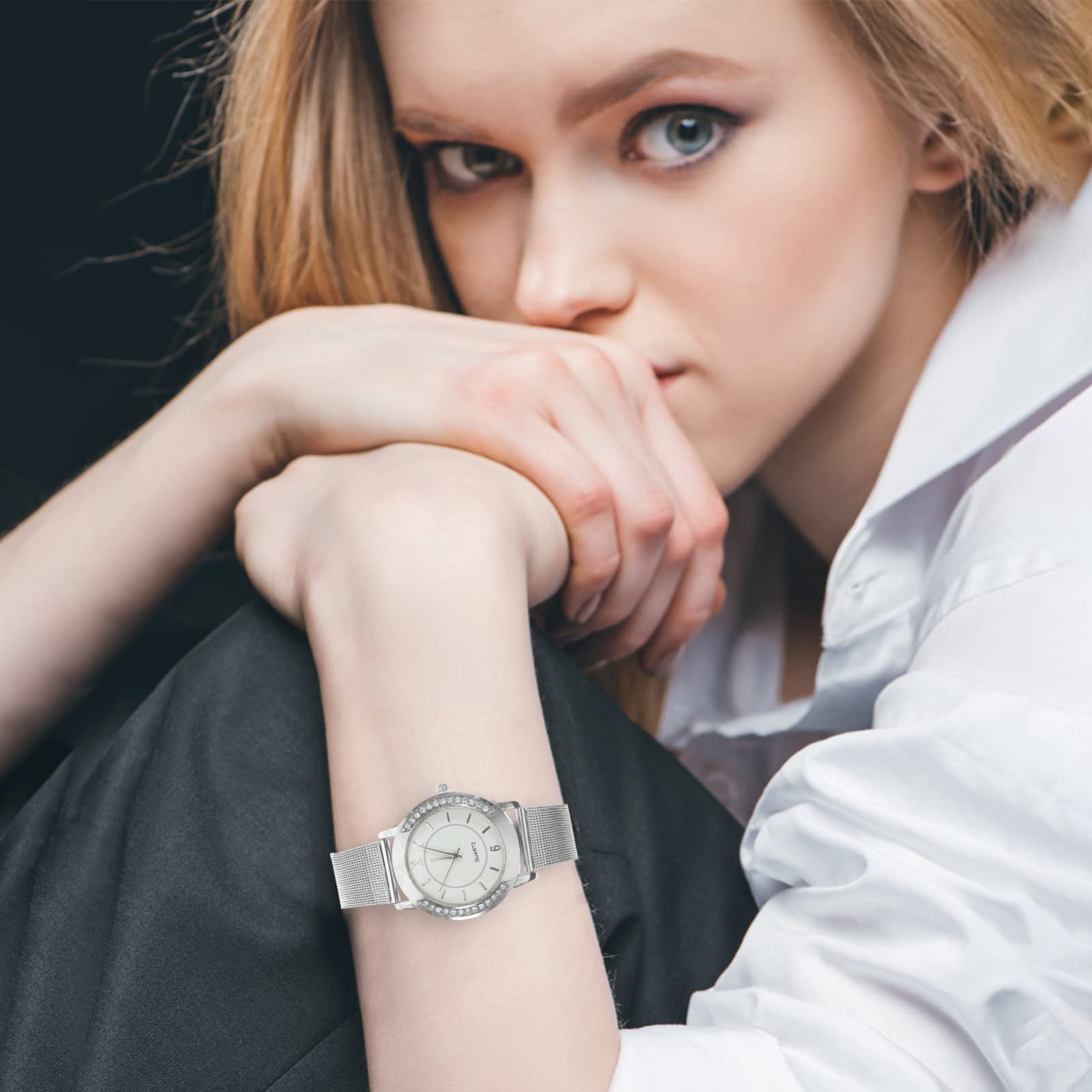 ibasenice Stainless Steel Fashion Quartz Watch - Adjustable Diamond Wristwatch for Women & Men (Silver) | Perfect for Casual Wear, Office & Special Occasions