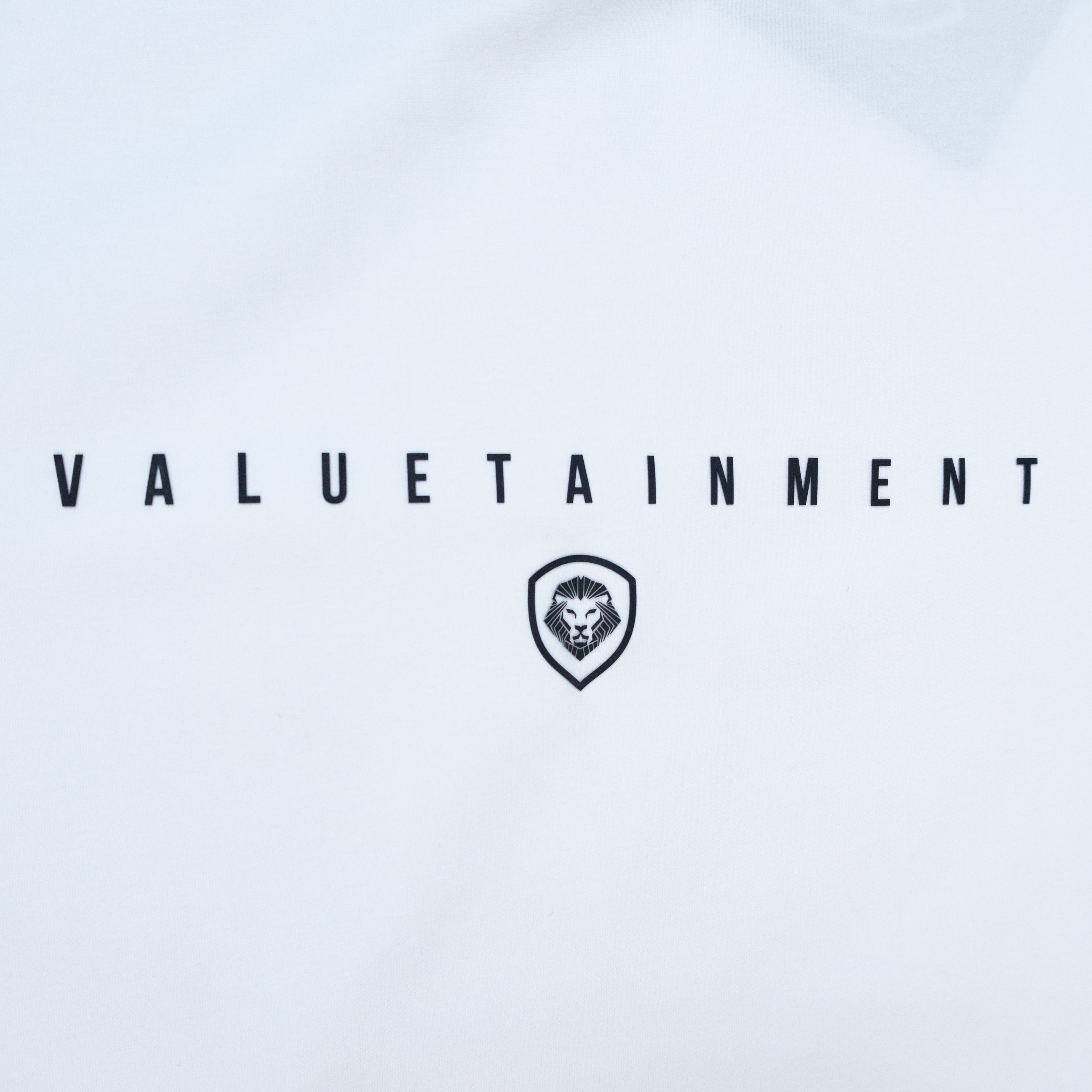 Valuetainment Premium Curved Hem White Short Sleeve T-Shirt for Men - Comfortable Casual Wear for Everyday Outfits & Summer Fashion