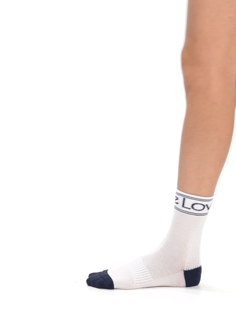 Lucky In Love Crew Socks - Cute Valentine's Day Socks for Women - Perfect Gift for Her, Couples Matching Socks, Comfortable Cotton Blend Socks for Everyday Wear, Date Night & Special Occasions