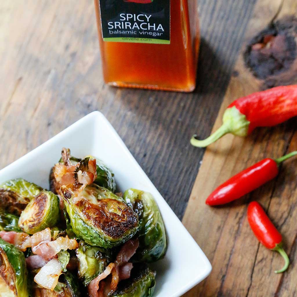 Premium Spicy Sriracha Barrel Aged White Balsamic Vinegar - Gourmet Cooking & Salad Dressing - Perfect for Asian Cuisine, Marinades & Gift Giving