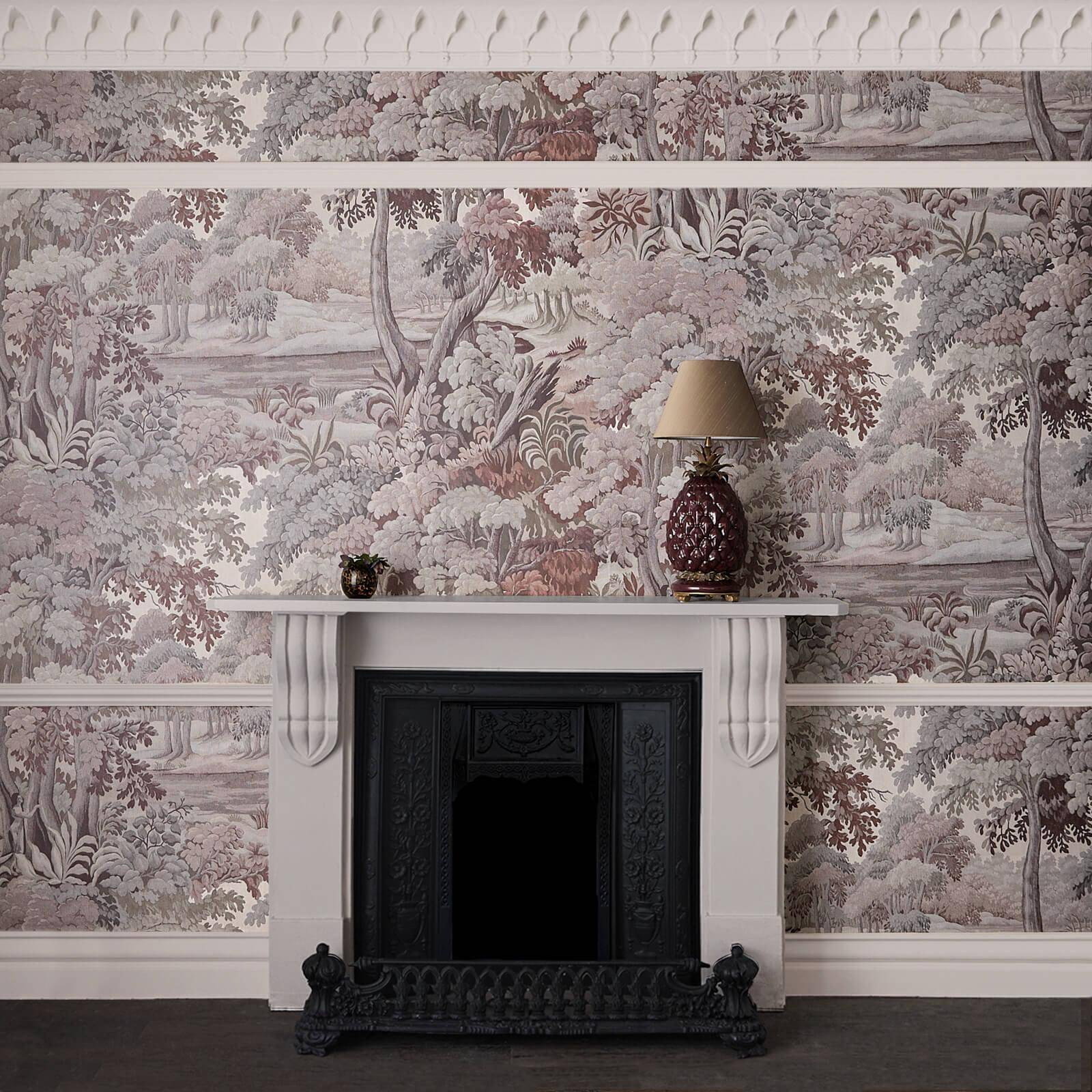 PLANTASIA Botanical Wallpaper - Chestnut Brown Nature-Inspired Design for Living Room & Bedroom Decor