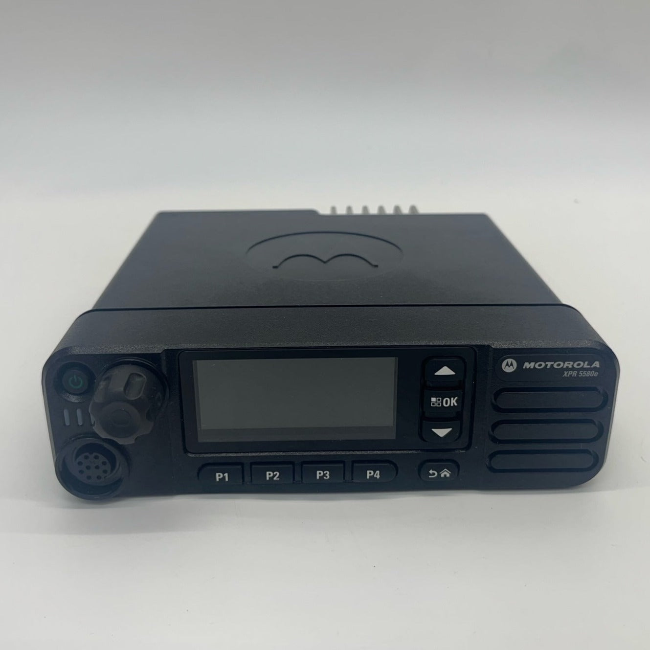 Motorola XPR5580 AAM28UMN9KA1AN Digital Two-Way Radio - MotoTRBO XPR5580 Connect Plus for Business & Industrial Communication (Ideal for Construction Sites, Warehouses & Security Teams)
