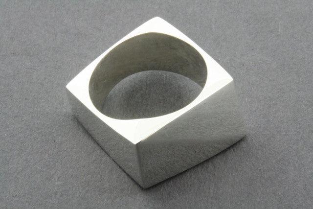 Esher Angle Ring - Elegant Geometric Jewelry for Women | Perfect for Everyday Wear, Parties & Special Occasions