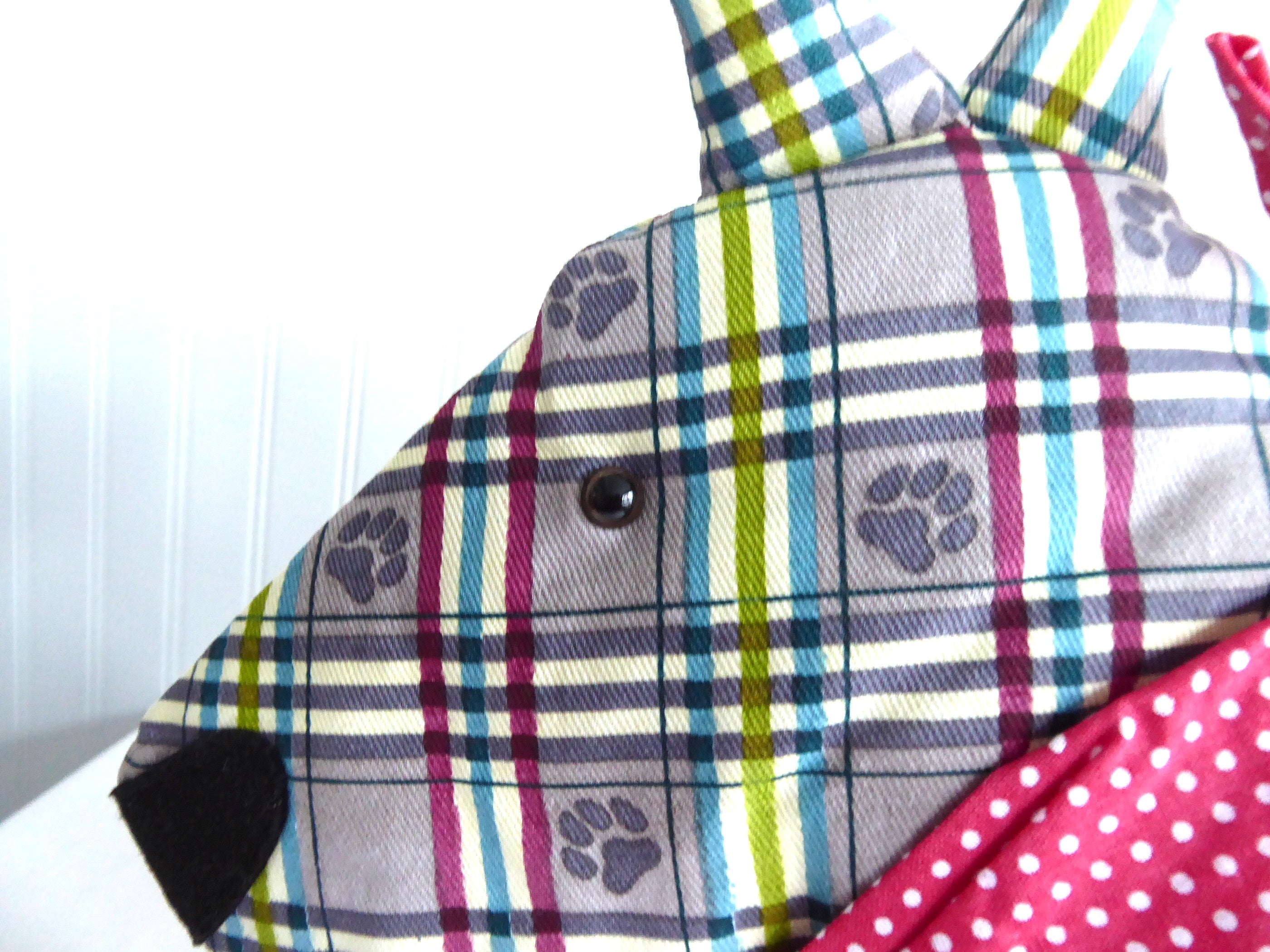 Plaid Scottie Dog Tea Cozy - Insulated Padded Scotty Dog Tea Cosy in Classic Ulster Red Polka Dot Tartan Pattern - Perfect for English Tea Parties & Cozy Kitchen Decor