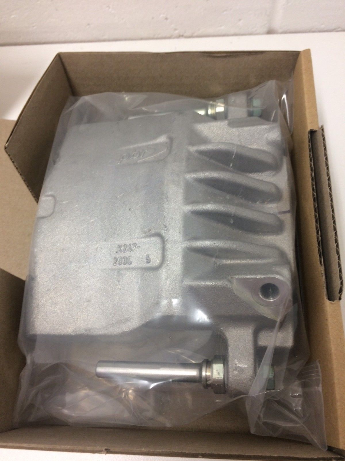 Genuine Holden Brake Caliper LHF for Commodore Statesman VE VF WM WN V8 V6 - High Performance Front Left Brake Caliper Replacement for Smooth Stopping Power
