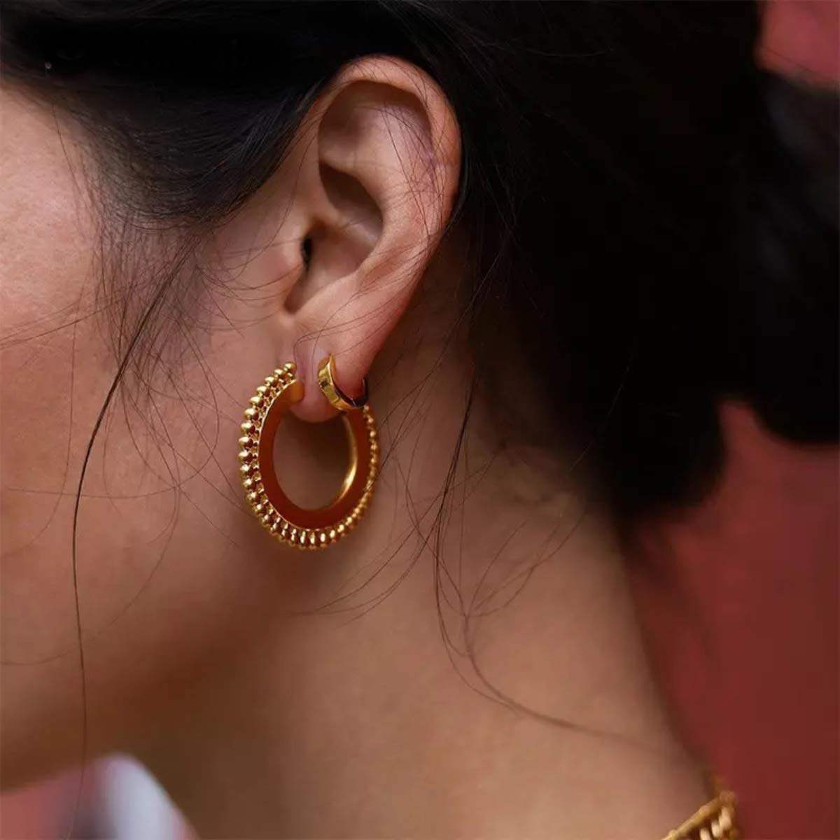 Chunky Thick Gold Hoop Earrings for Women - Hypoallergenic Stainless Steel Dangle Hoops - Medium Size Open Hoop Earrings for Sensitive Ears - Perfect for Parties, Weddings & Everyday Wear