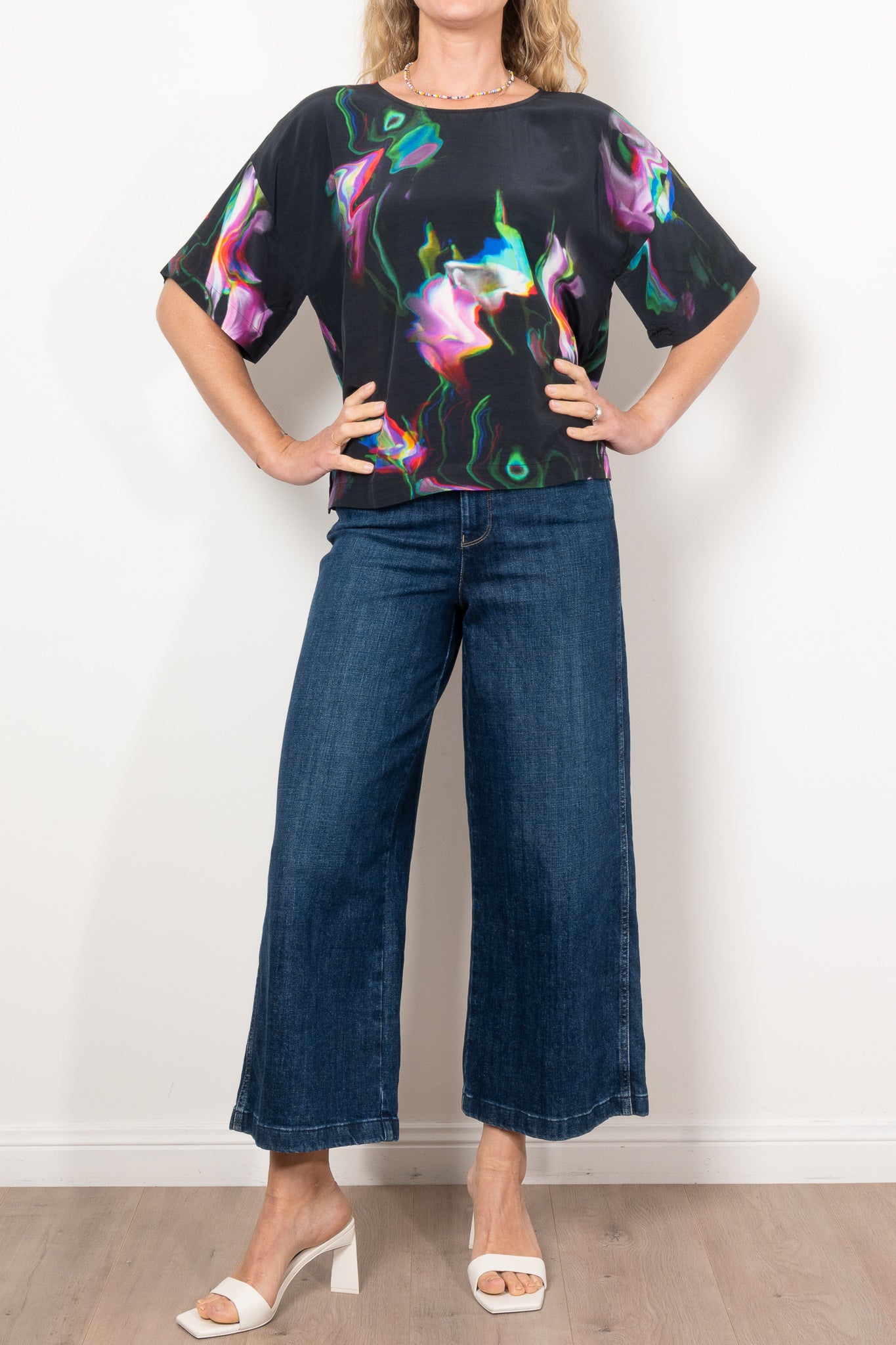 Elk Dela Top - Stylish Women's Blouse for Casual & Office Wear | Trendy & Comfortable Fashion Top for Everyday Outfits