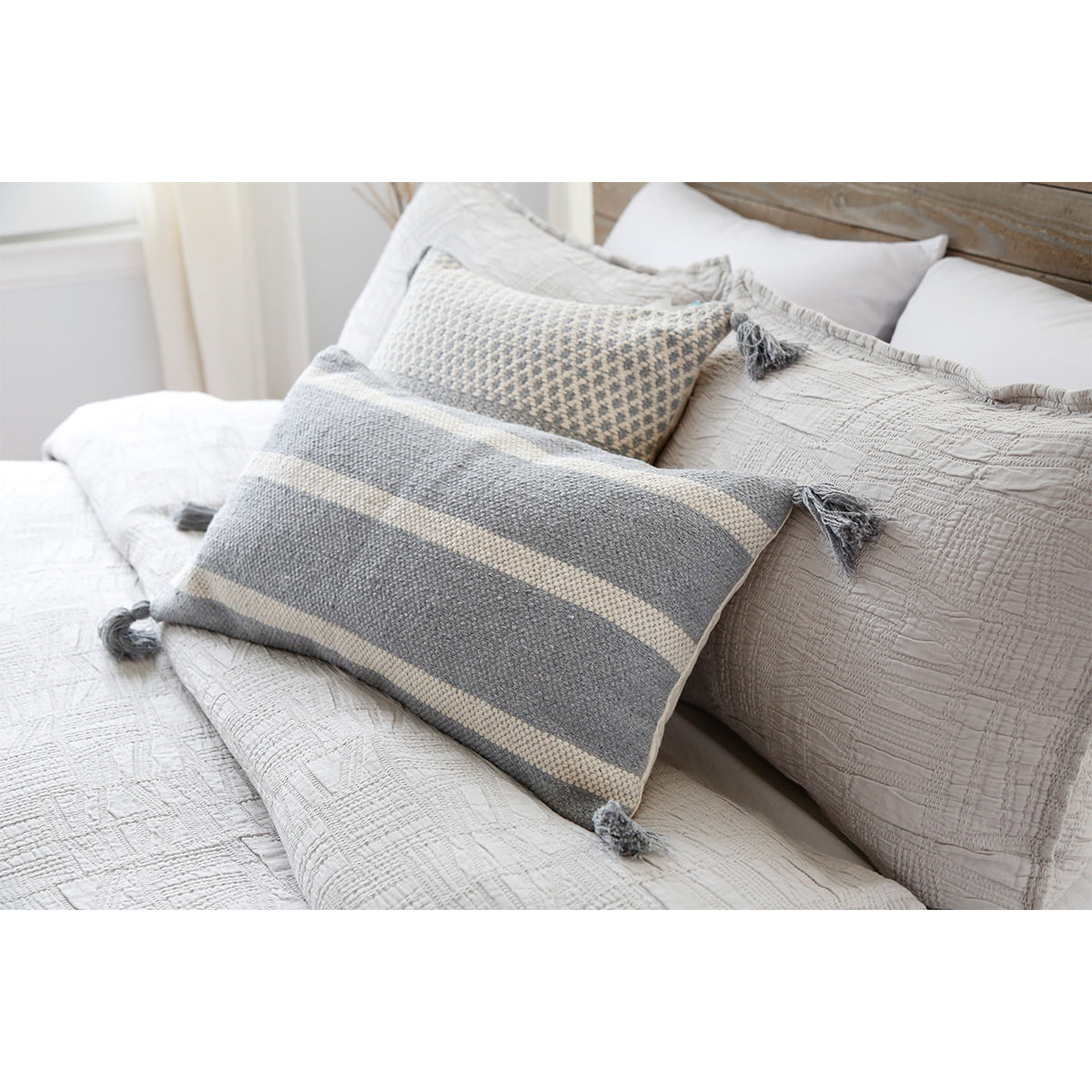 Luxury Harbour Matelasse Quilted Bedspread - Soft & Elegant Coverlet for Bedroom Decor - Perfect for Master Bedroom, Guest Room, or Hotel Use