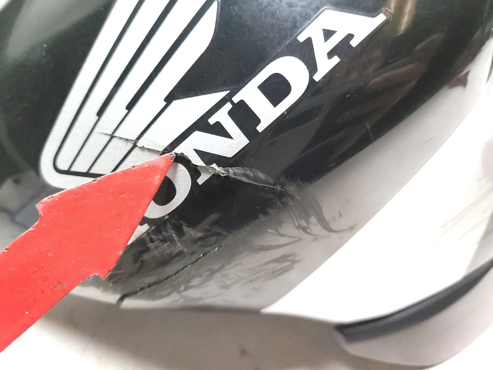 2004-2005 Honda CBR1000RR OEM Fuel Tank Fairing Cover - Genuine Replacement Part for Motorcycle Body Protection - Perfect for Racing, Street Riding & Bike Restoration Projects