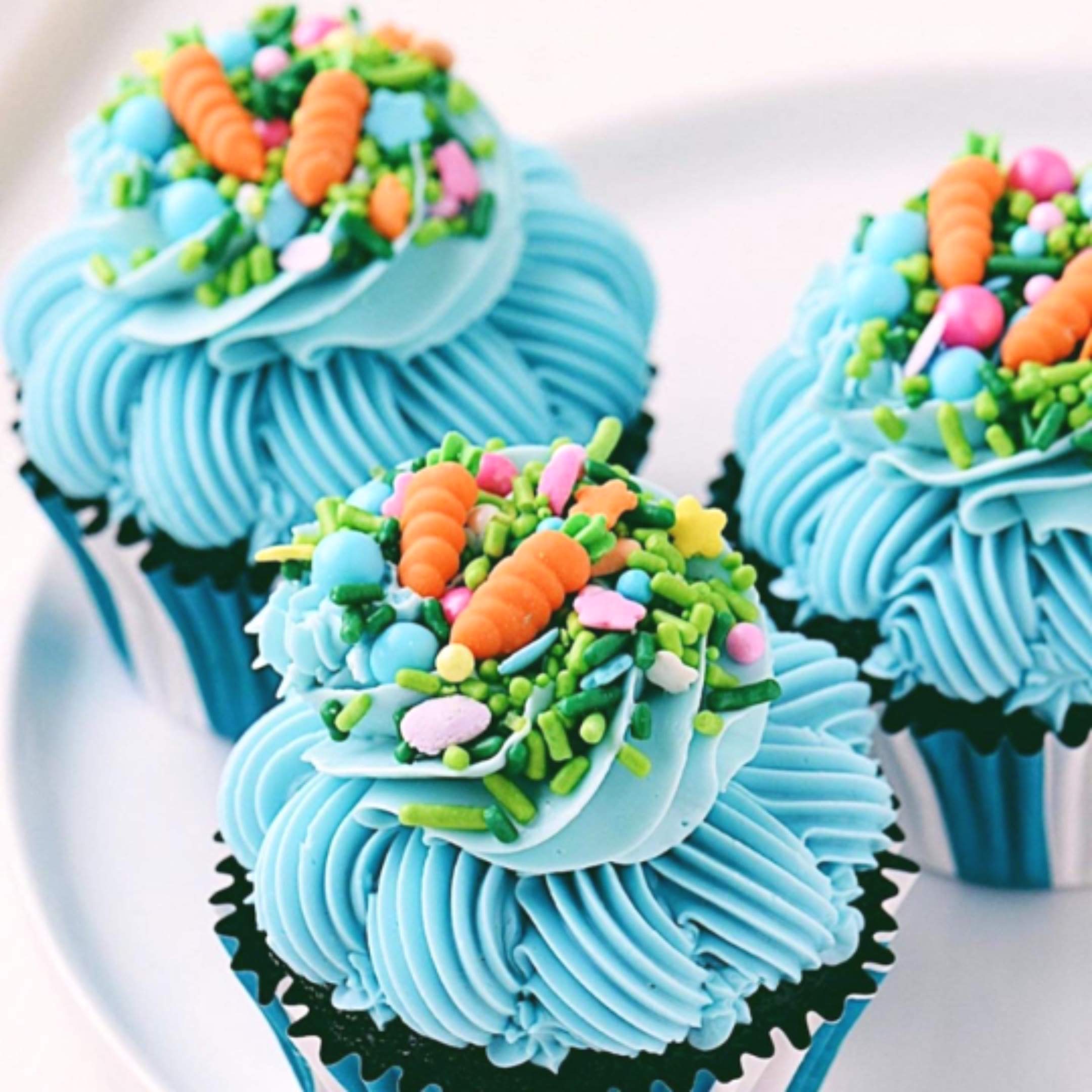 Hoppy Easter Sprinkle Mix by Simply Sucré - Easter Baking Decorations, Edible Cake Sprinkles in 4oz, 8oz, 16oz & 24oz Bulk Sizes - Green Sugar Confetti for Cupcakes, Cookies & Desserts (8 oz Jar)