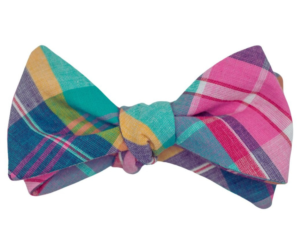 Stylish Savannah Stroll Plaid Bow Tie for Men - Perfect for Weddings, Parties & Formal Events | Adjustable & Comfortable