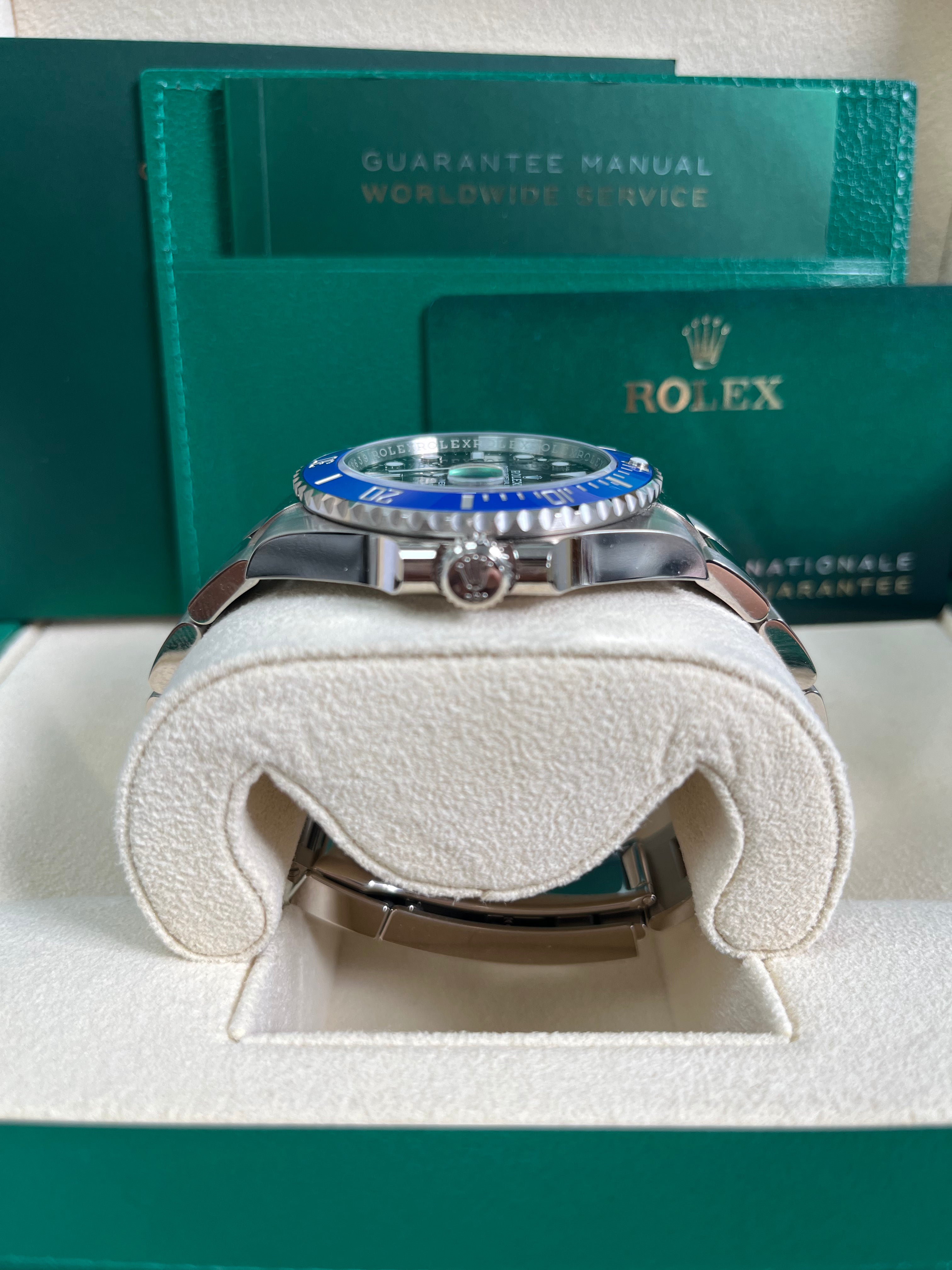 Rolex Submariner Date 126619LB - 18K White Gold Men's Luxury Watch with Blue Ceramic Bezel & Black Dial - Perfect for Diving, Business & Special Occasions