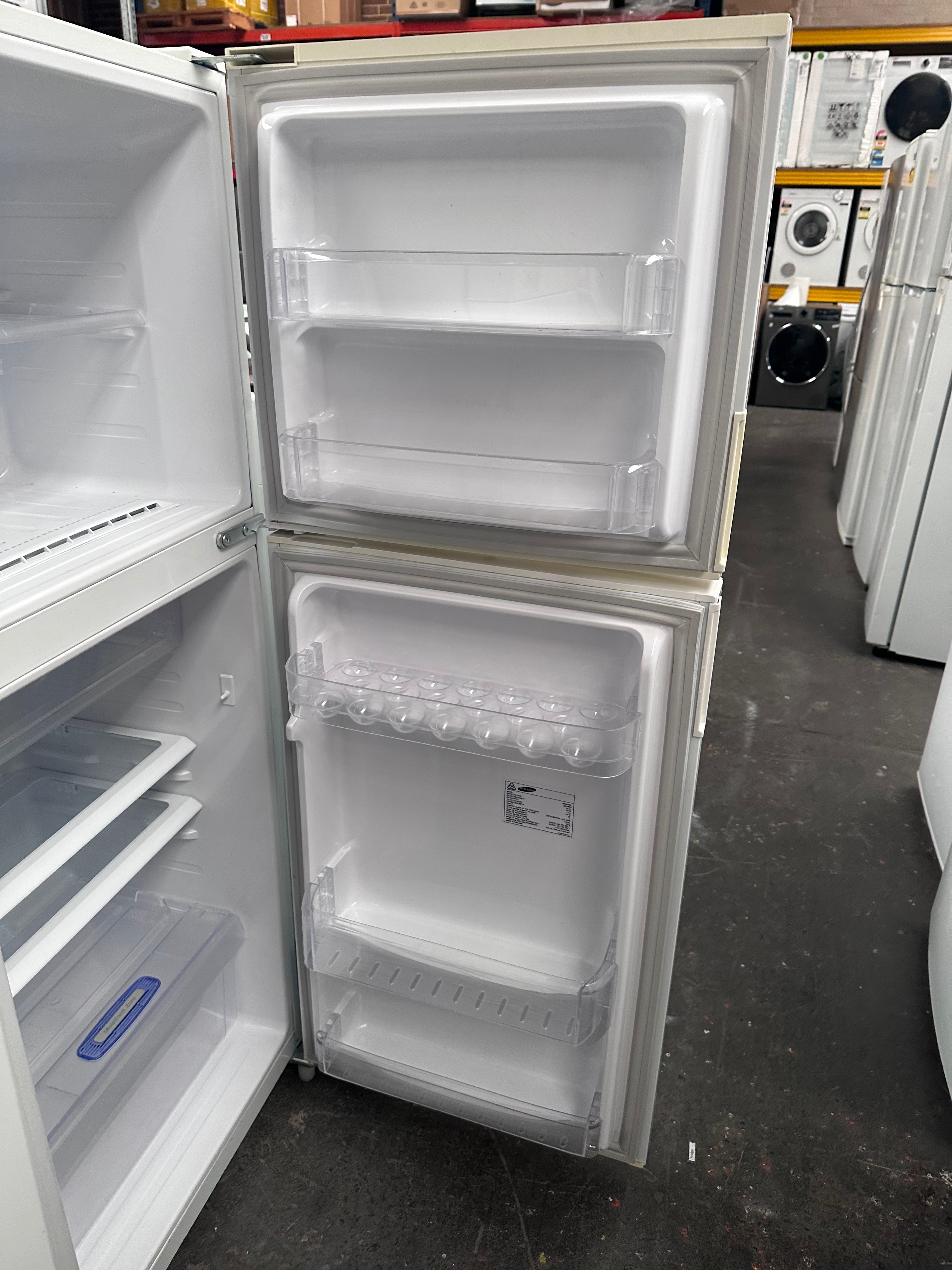 Samsung 216L Top Mount Refrigerator - Energy Efficient, Quiet Operation [Certified Refurbished] | Perfect for Small Apartments, Dorms & Offices