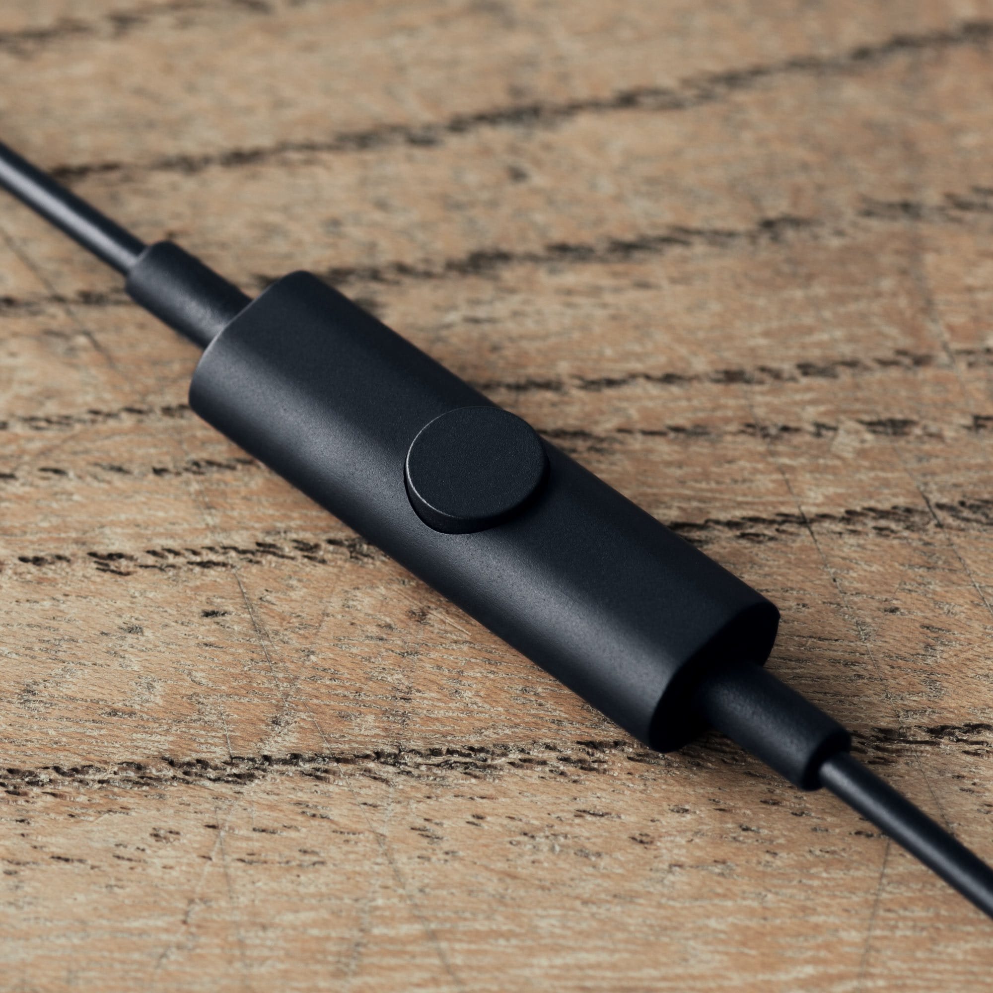 Final Audio E2000 High-Fidelity In-Ear Earphones with Dynamic Driver - Perfect for Music, Gaming & Travel