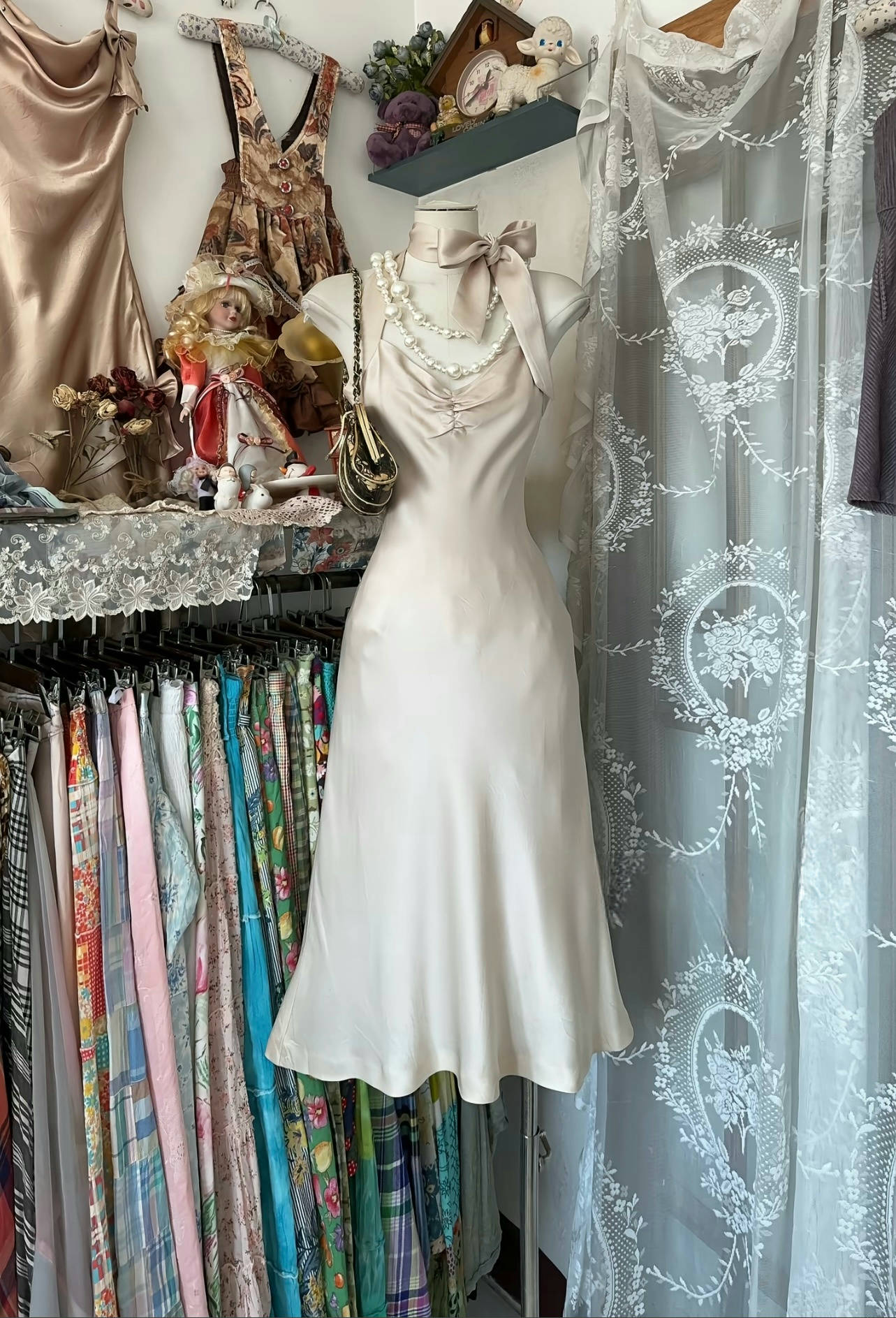 Elegant Satin Short Prom Dress for Women - Formal Evening Gown J6683 | Perfect for Homecoming, Cocktail Parties & Special Occasions