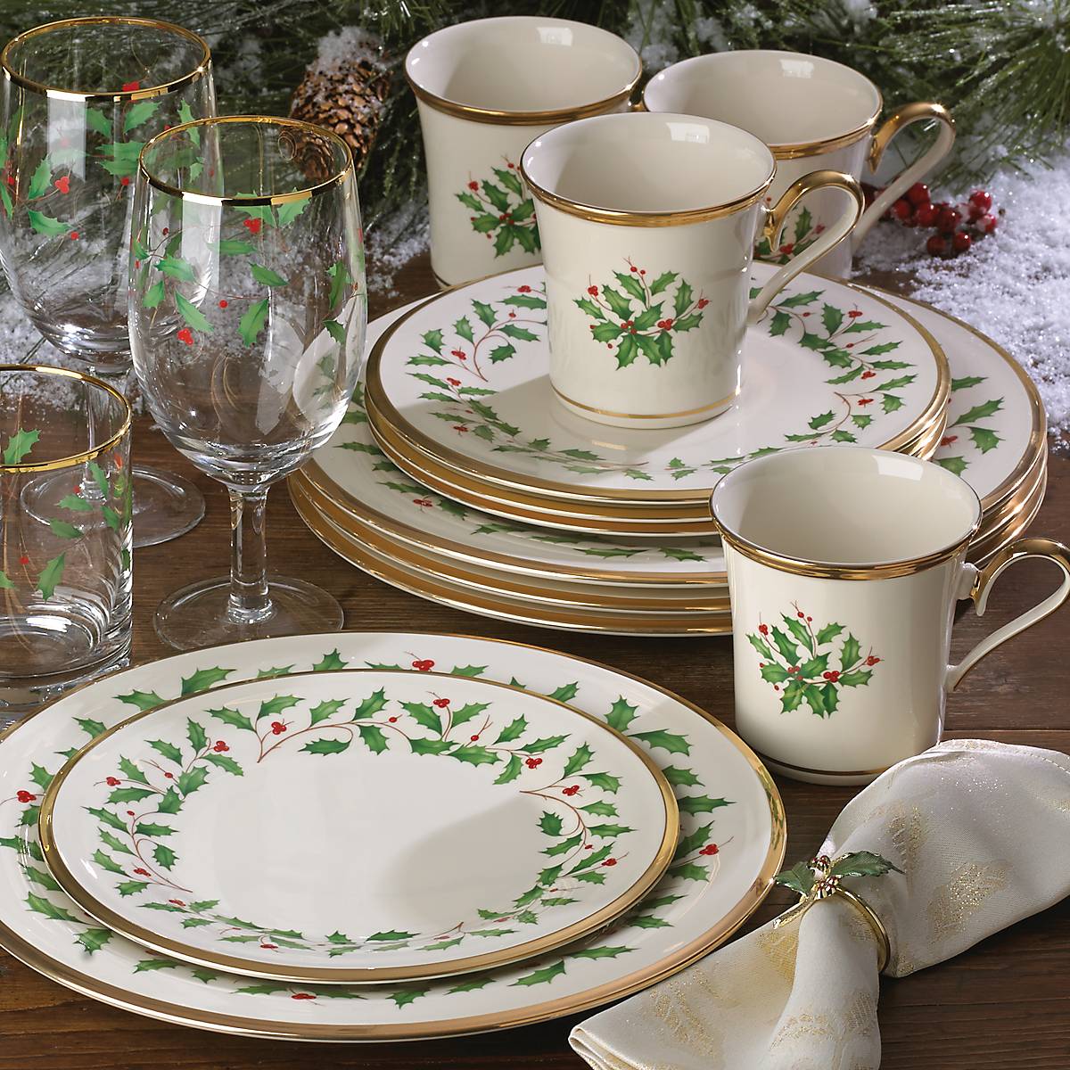 12-Piece Holiday Dinnerware Set - Plates & Mugs for Christmas, Thanksgiving & Family Gatherings - Durable Ceramic Tableware for Festive Dining & Home Decor