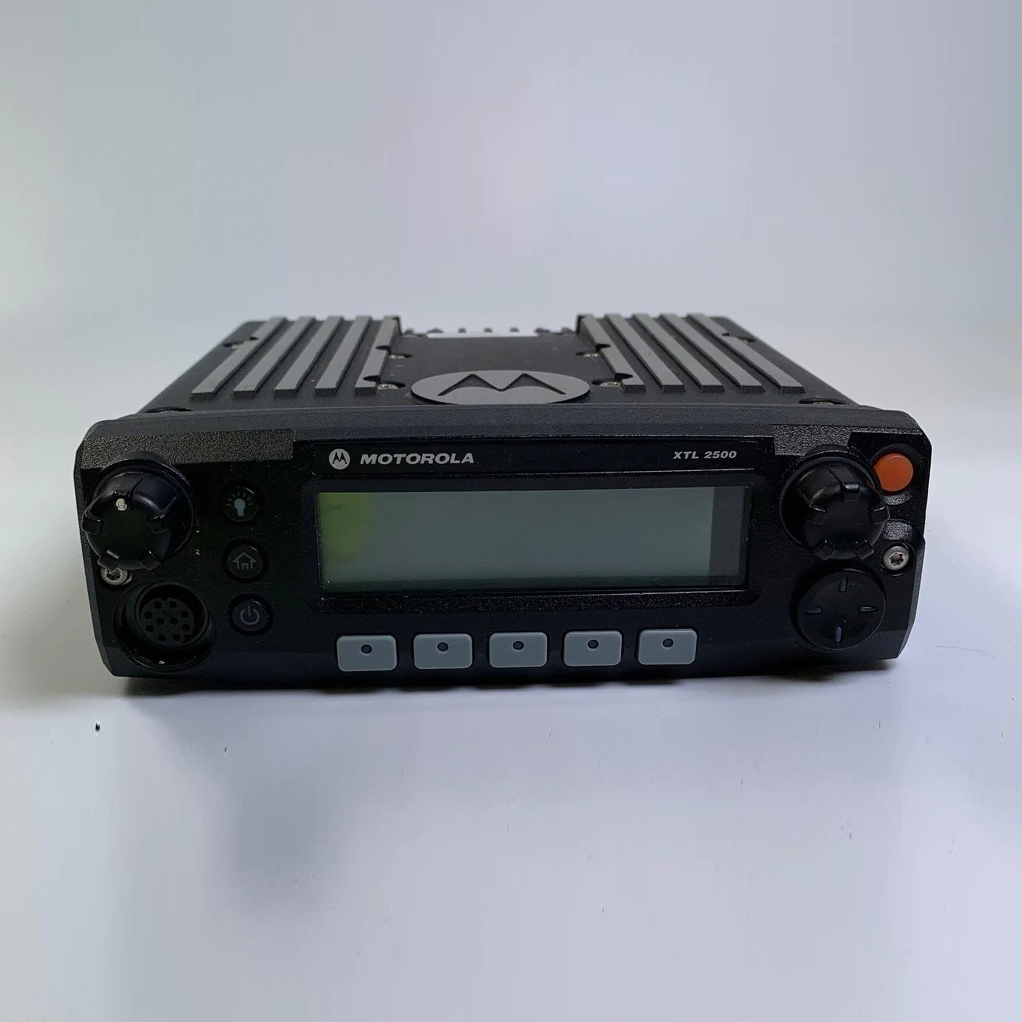 Motorola XTL2500 M21KSM9PW1AN VHF P25 Mobile Radio - Professional Dash Mount for Police, Fire & Emergency Vehicles - Secure In-Car Communication System