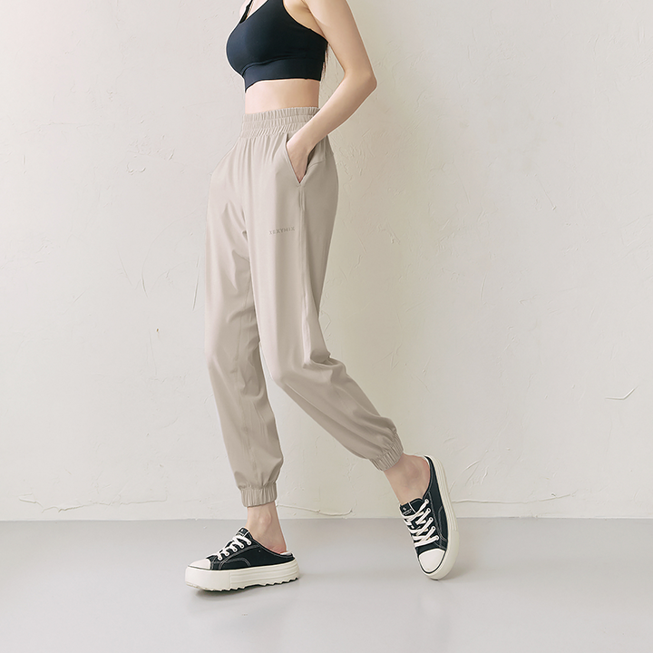 High-Performance Jogger Pants for Men & Women - Lightweight, Breathable Workout Running Pants with Pockets - Perfect for Gym, Yoga, Running & Casual Wear