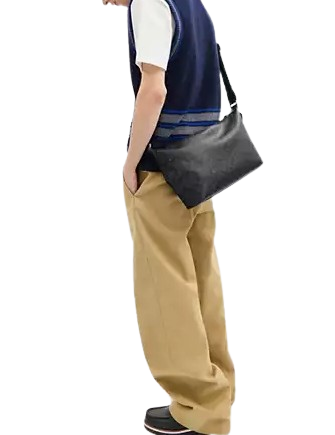 Coach Finn Crossbody Bag in Signature Canvas - Stylish & Durable Leather Shoulder Purse for Women, Perfect for Everyday Use, Work, Travel & Date Night