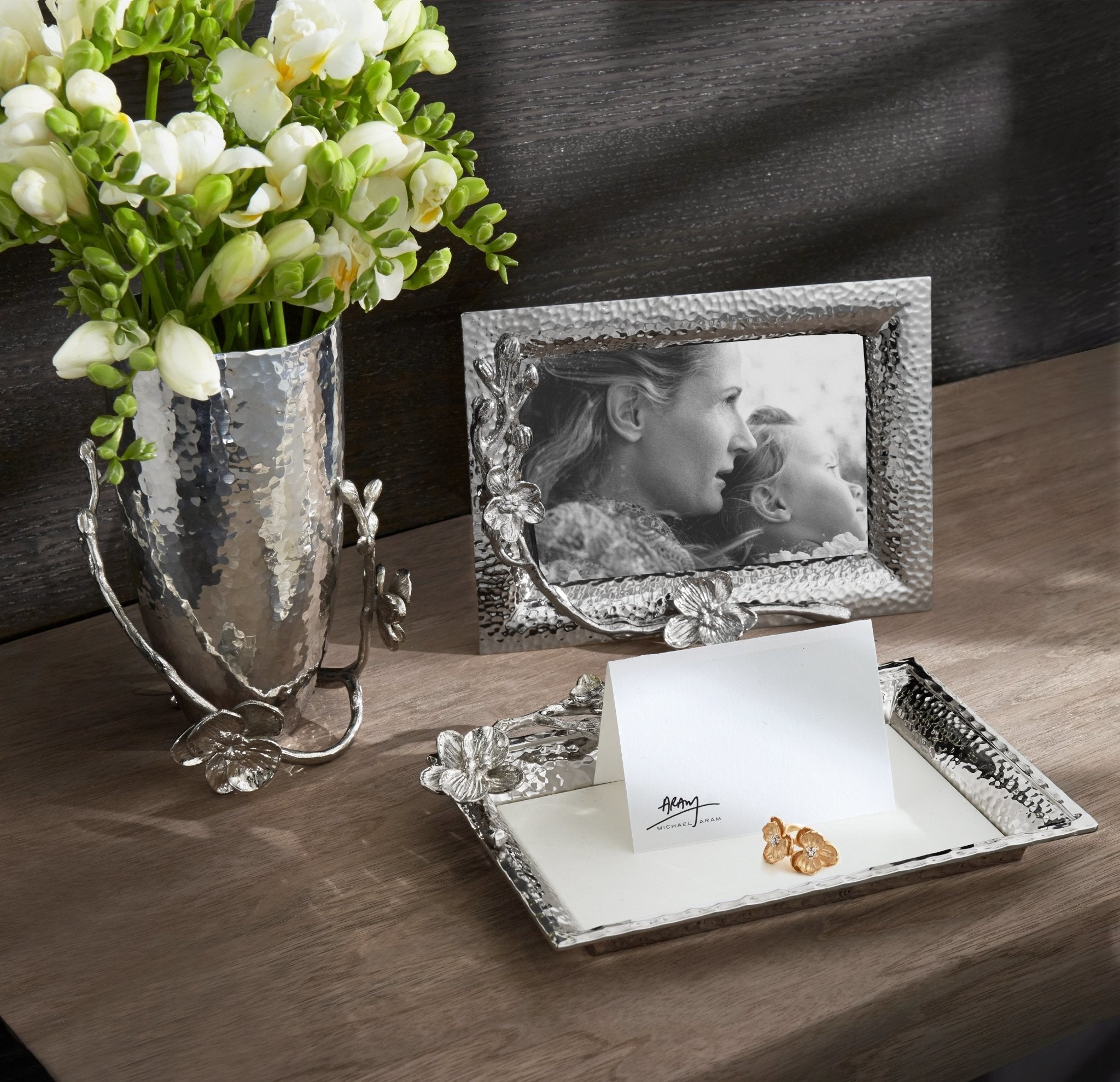 Elegant White Orchid Picture Frame - Perfect for Home Decor, Wedding Photos & Wall Art Displays