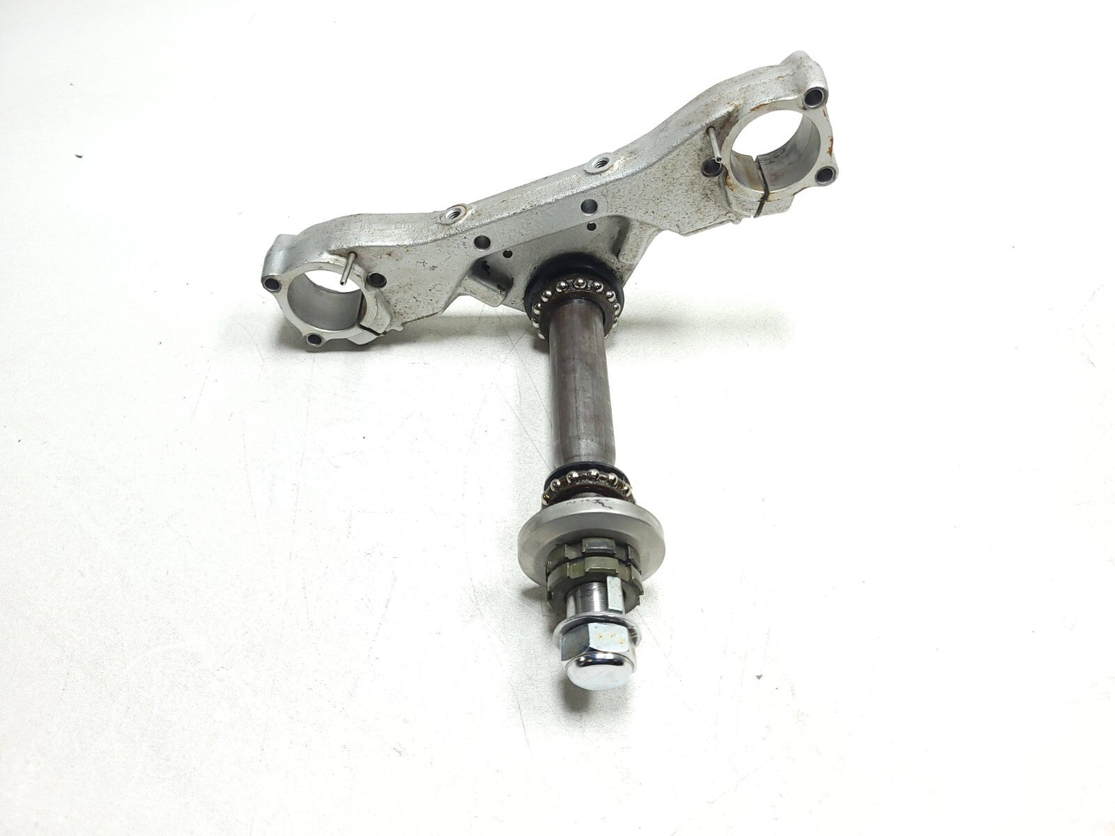 Yamaha V Star 650 XVS650 Classic Triple Tree Lower OEM Replacement Part - Perfect for Motorcycle Repair & Custom Builds