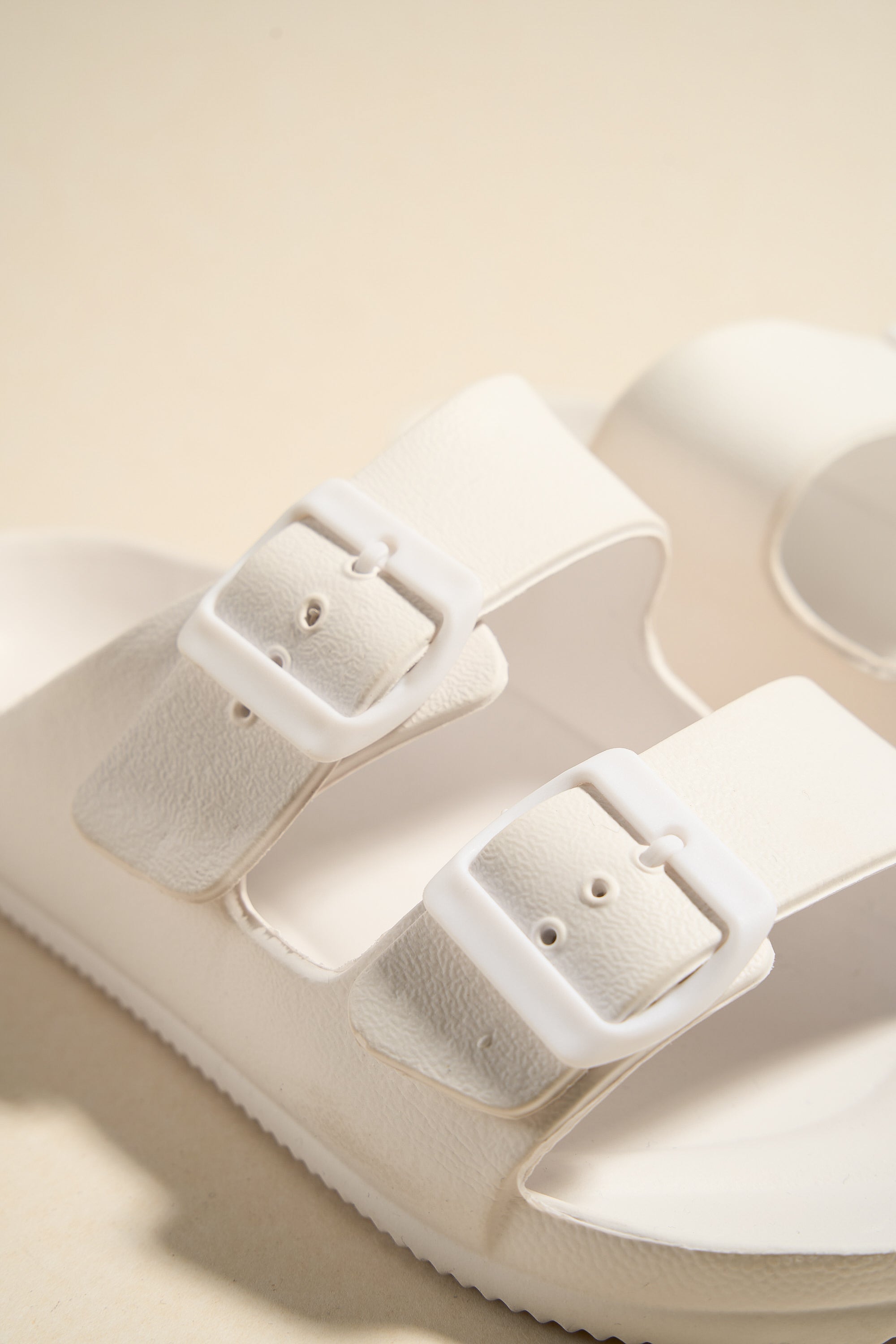 Comfortable White Double Buckle Slides for Men & Women - Perfect for Beach, Pool, and Casual Summer Outfits