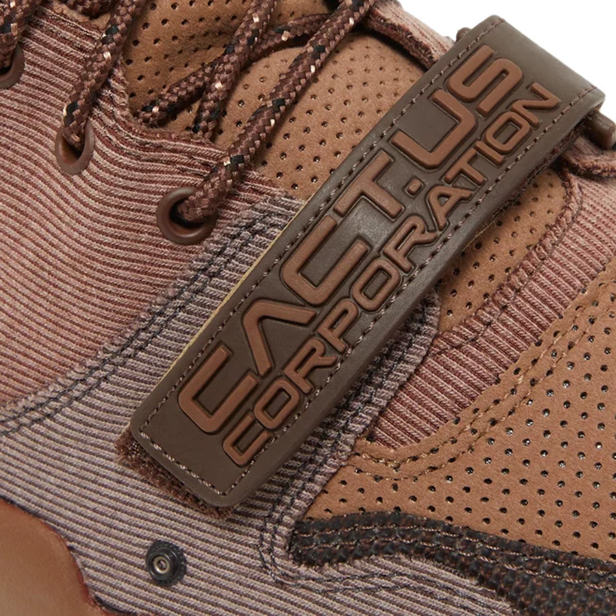 Travis Scott x Nike Air Trainer 1 SP 'Chocolate Brown' 2022 Retro Sneakers - Gym Workout & Streetwear Fashion Shoes