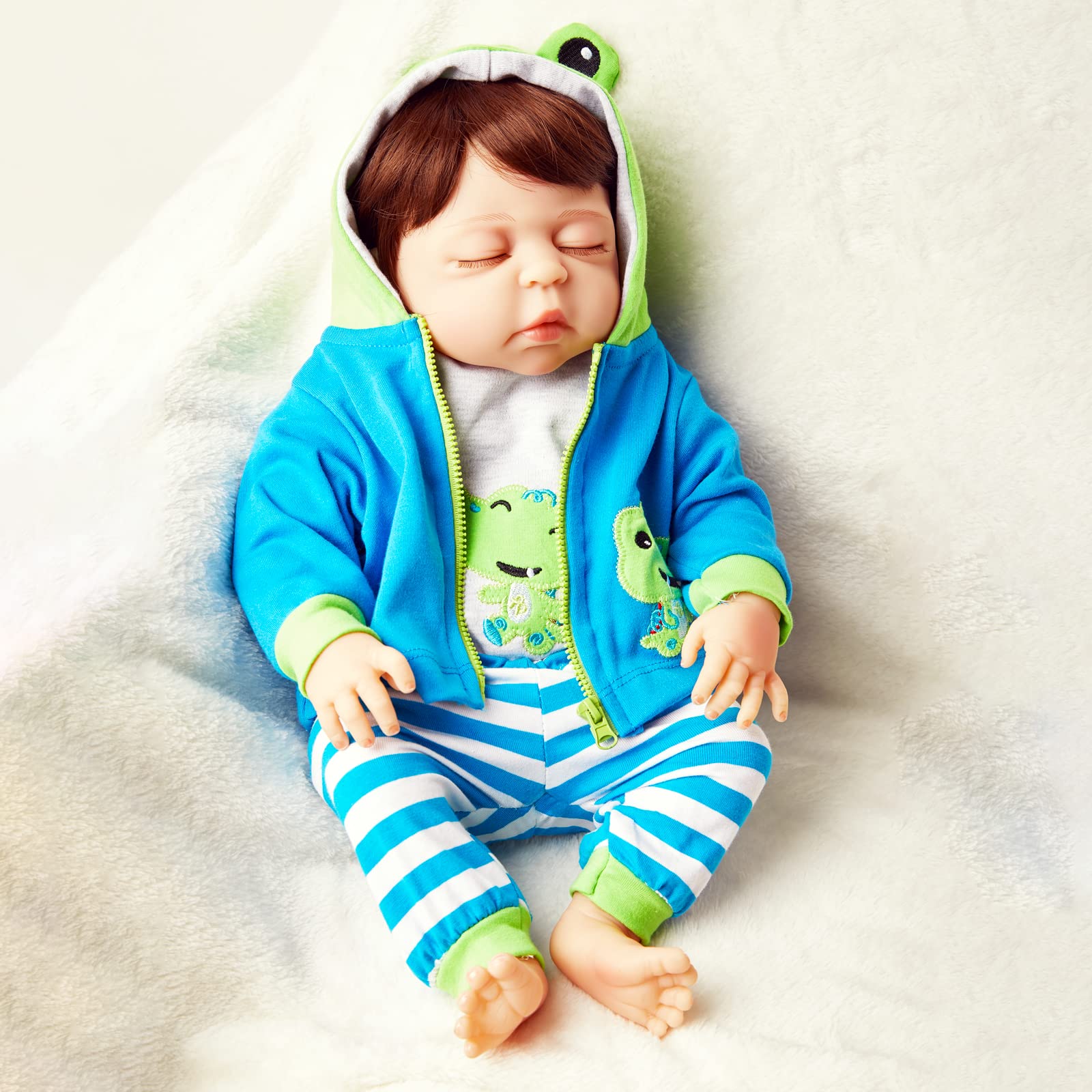 Realistic Reborn Baby Doll Boy Clothes Set - Soft Newborn Doll Outfits & Accessories for 18 Inch Lifelike Baby Dolls | Perfect for Collectors, Photography & Gift Giving