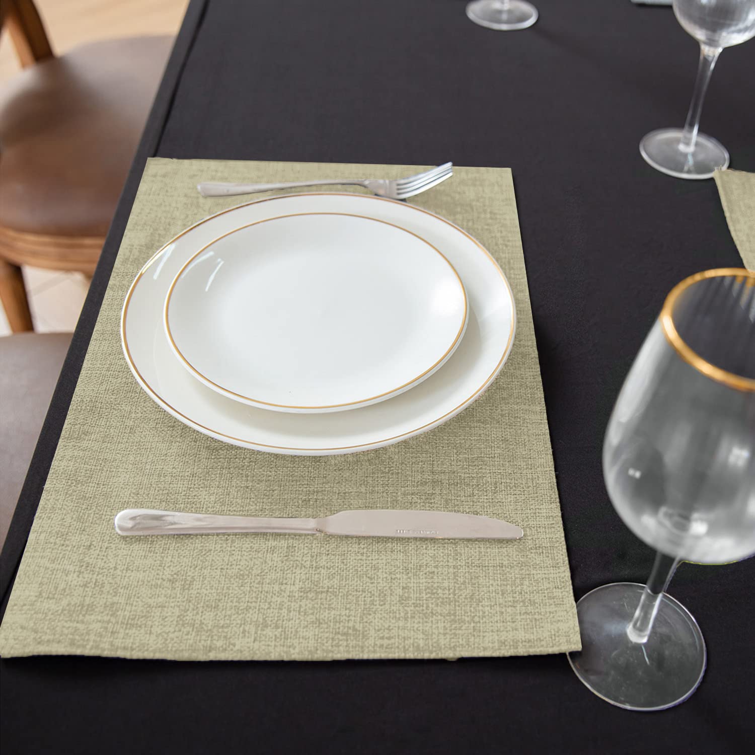 Premium Linen-Like Polyester Placemats Set of 4 - Machine Washable, Heat Resistant & Wrinkle Free - Thick Fabric Table Mats for Dining Room, Kitchen & Home Decor (Beige) - Perfect for Everyday Meals, Dinner Parties & Holiday Gatherings