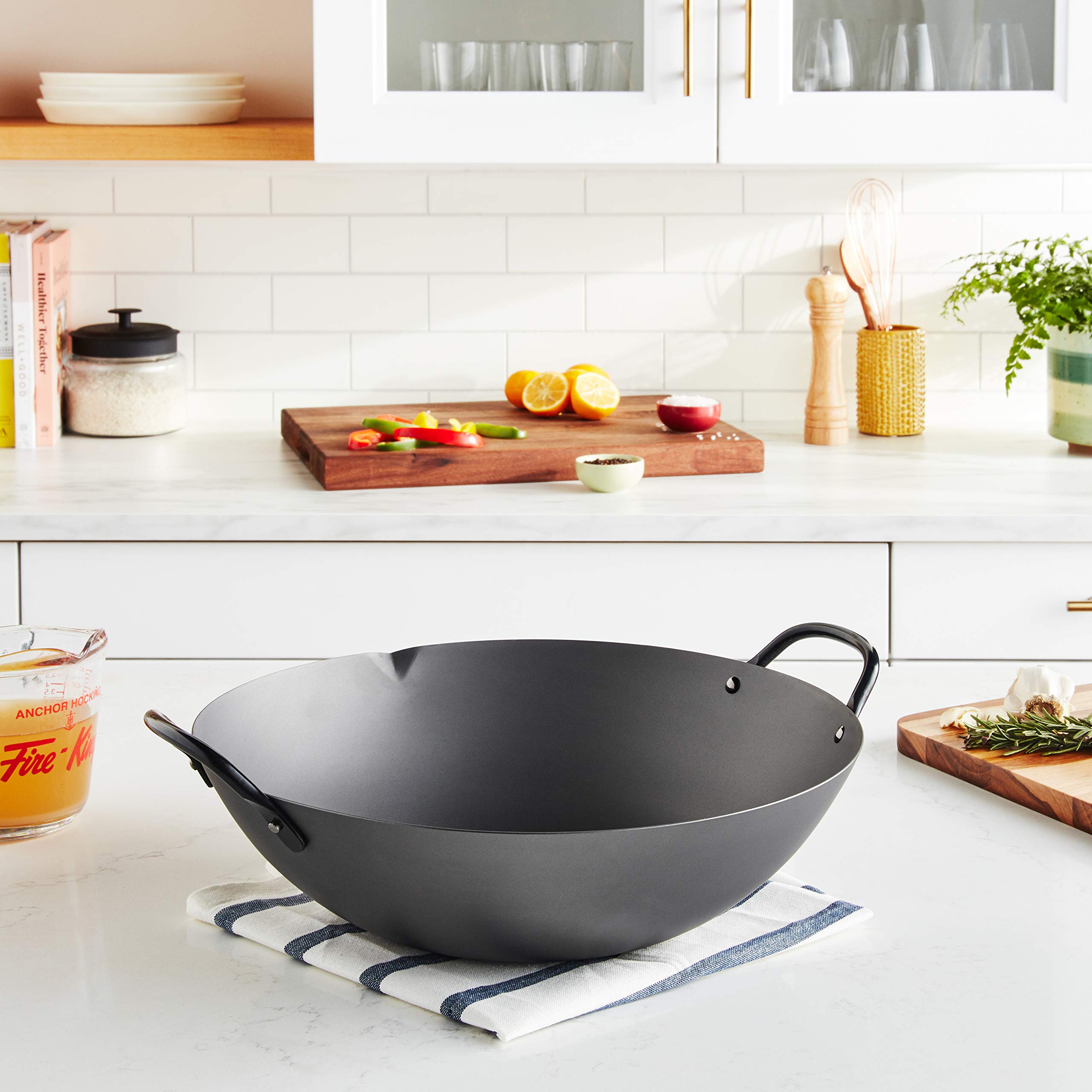 14-Inch Black Canton Wok - Professional Carbon Steel Chinese Stir Fry Pan for Home Cooking & Restaurant Use - Perfect for Stir-Frying, Sautéing, Deep Frying & Asian Cuisine