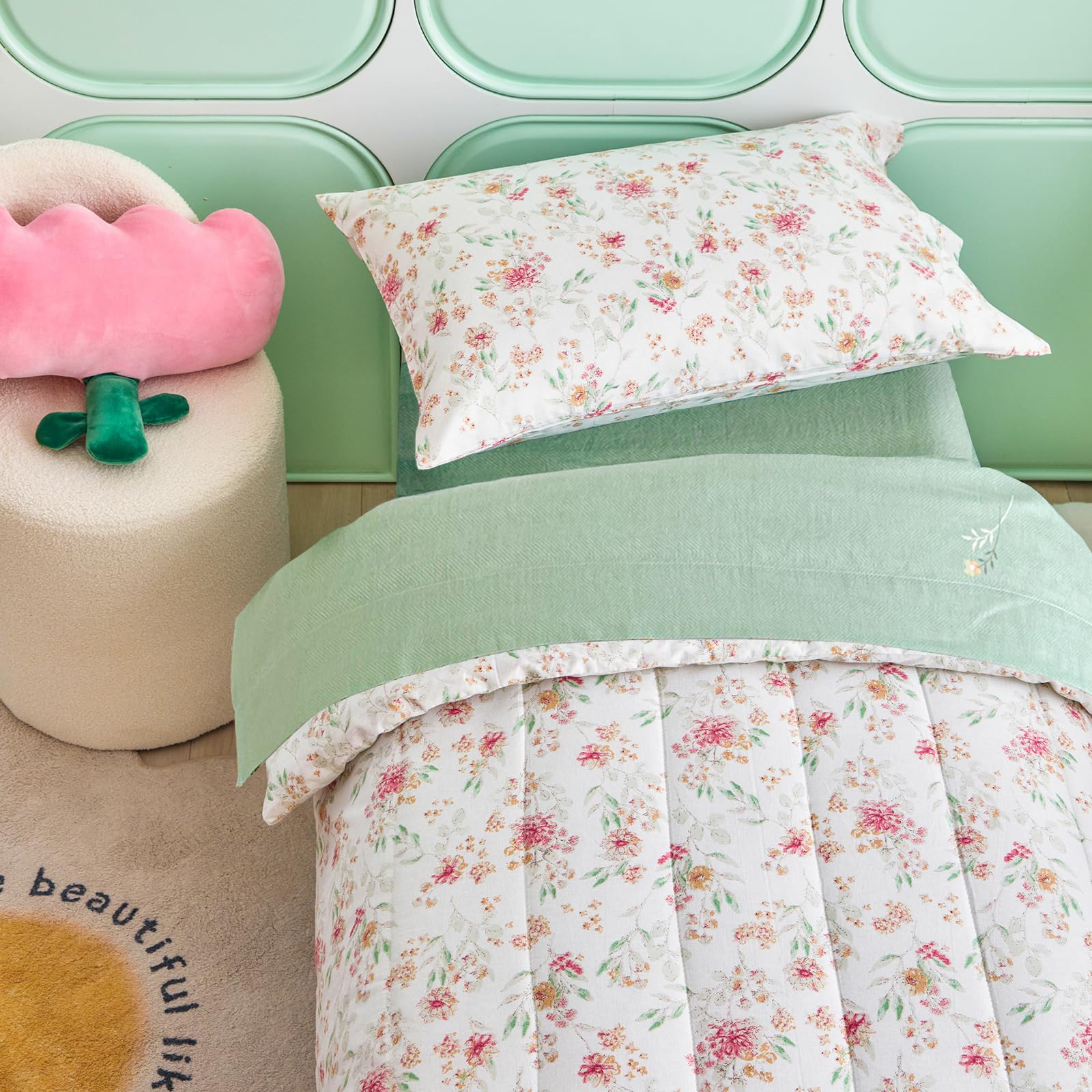 Joyreap 4-Piece Cotton Toddler Bedding Set for Girls - Pink Floral Design on White, Soft Breathable Nursery Comforter Set with Quilt, Fitted Sheet, Flat Sheet & Pillowcase | Perfect for Cribs, Toddler Beds & Nursery Decor