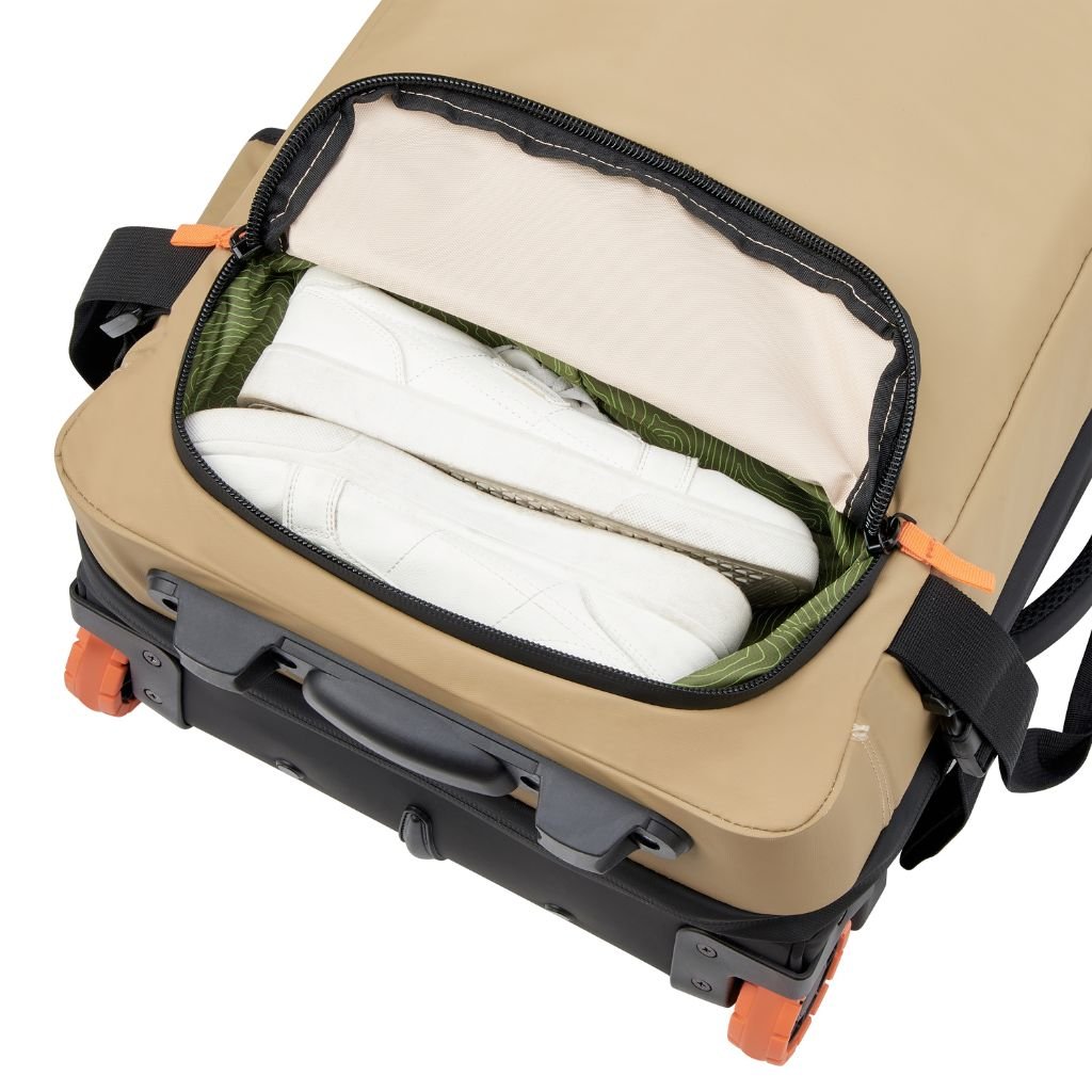 Jeep 55cm 2-Wheel All-Terrain Rolling Duffle Bag for Travel & Outdoor Adventures - Warm Sand Color | Perfect for Camping, Road Trips & Airplane Carry-On