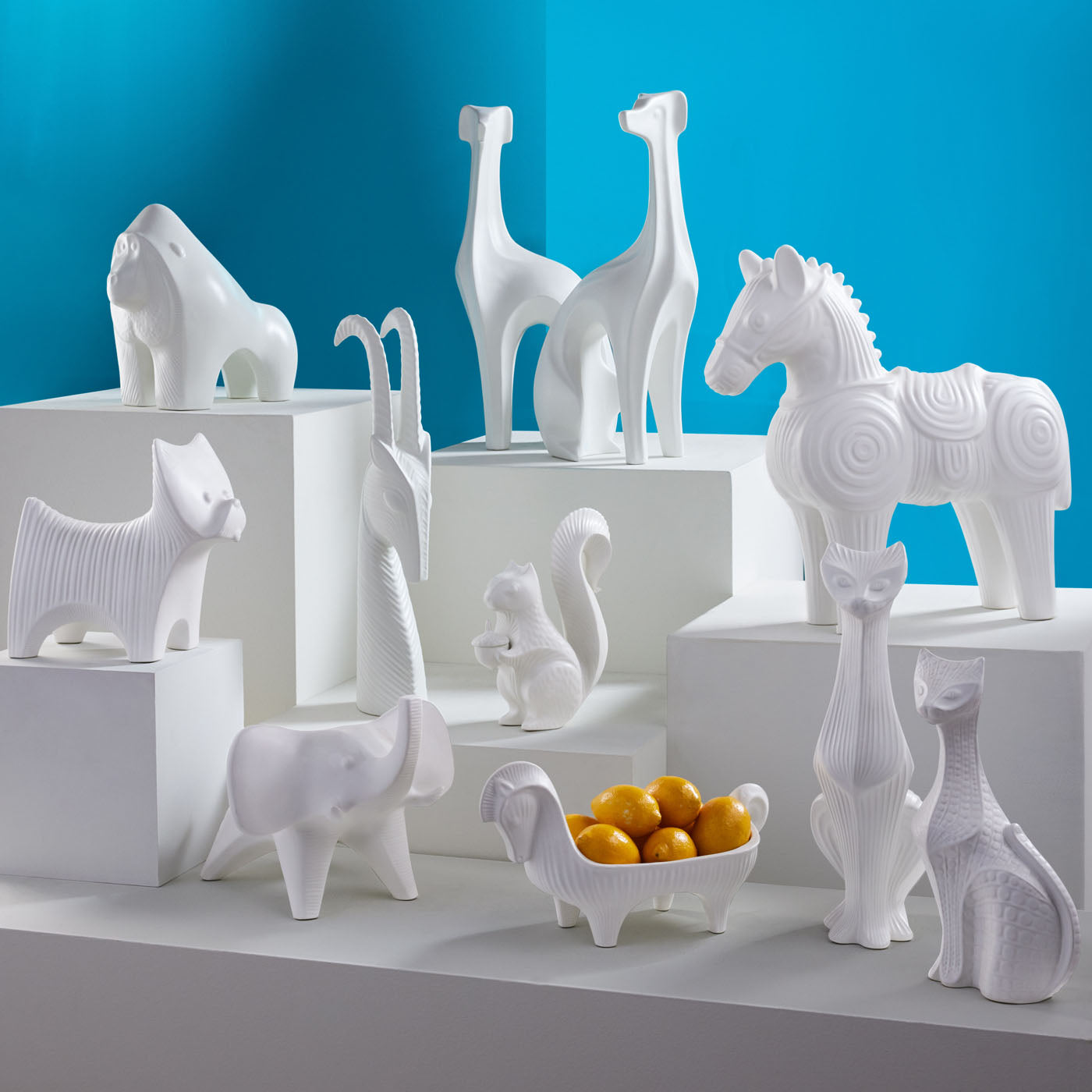 Premium Large Horse Statue for Home & Garden Decor - Elegant Animal Sculpture for Living Room, Office, or Outdoor Display