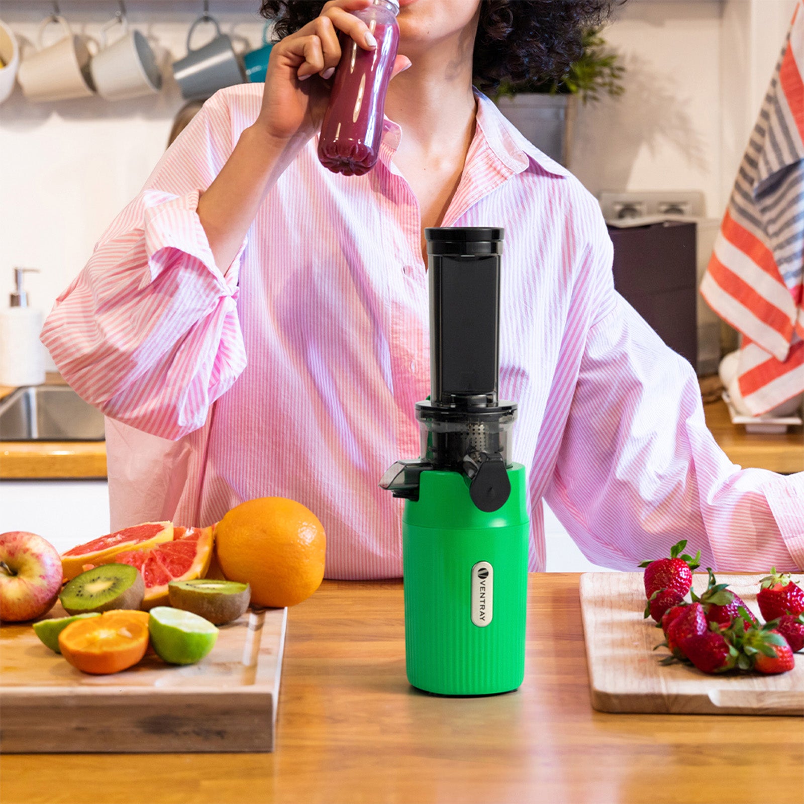 Premium Ginnie Juicer - High-Speed Cold Press Juicer for Fruits & Vegetables - Perfect for Healthy Juicing at Home, Gym, or Office