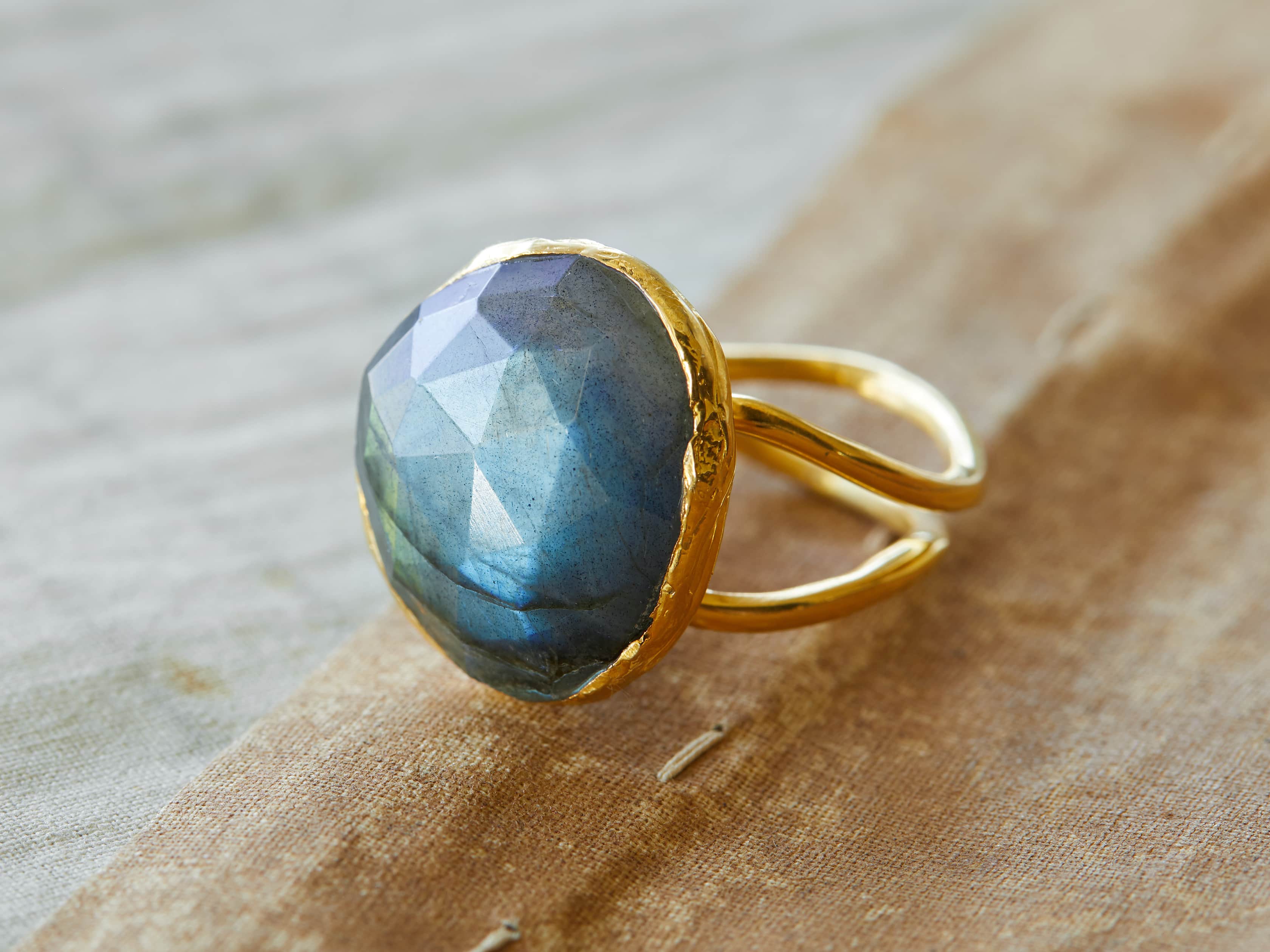 After Midnight Labradorite Ring – Stunning Iridescent Gemstone Jewelry for Women | Perfect for Evening Parties, Date Nights & Special Occasions