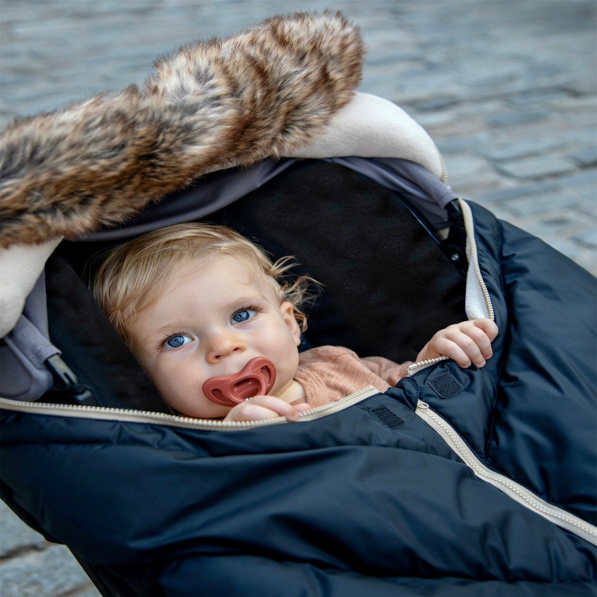 Tundra Car Seat Cocoon - Premium Baby Car Seat Cover for Winter & Cold Weather - Perfect for Infants & Toddlers in Snowy Conditions