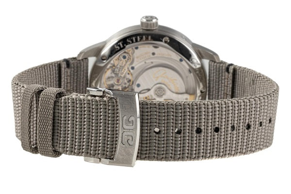 Glashutte Original Pano Reserve Stainless Steel Men's Luxury Watch - Automatic Movement, Sapphire Crystal, Water Resistant - Perfect for Business, Formal Events & Watch Collectors