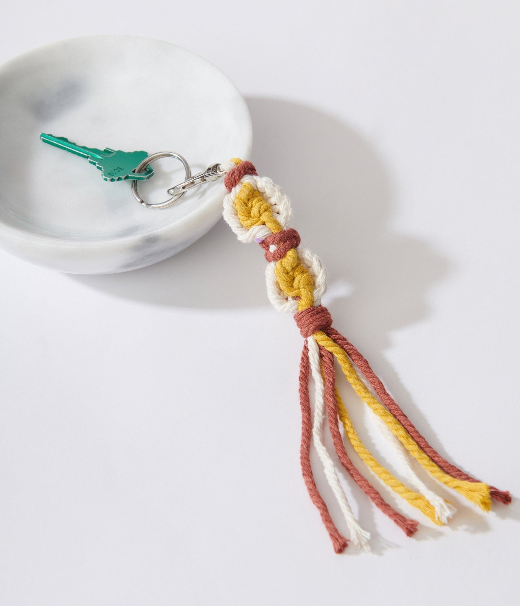 Vibrant Red & Yellow Daisy Keychain - Cute Floral Keyring for Women, Girls, Gifts - Perfect for Keys, Bags, Backpacks & Everyday Carry