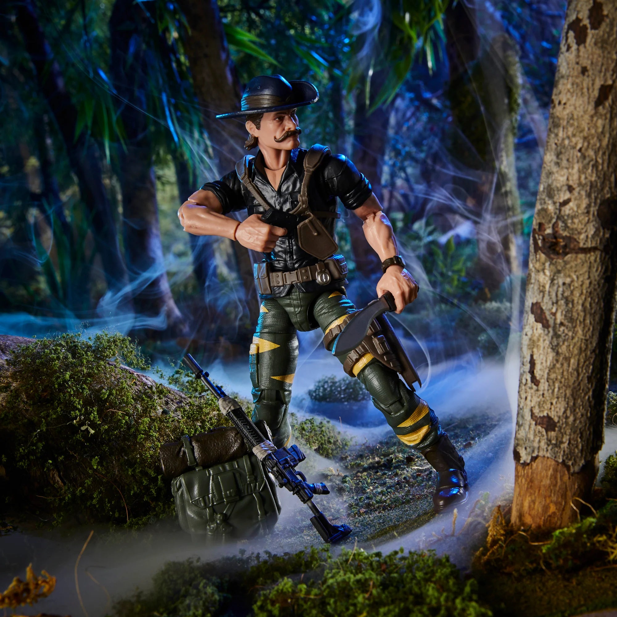 G.I. Joe Classified Series Tiger Force Recondo Action Figure - Collectible Military Toy for Display & Play | Perfect for Fans, Collectors & Kids Battles
