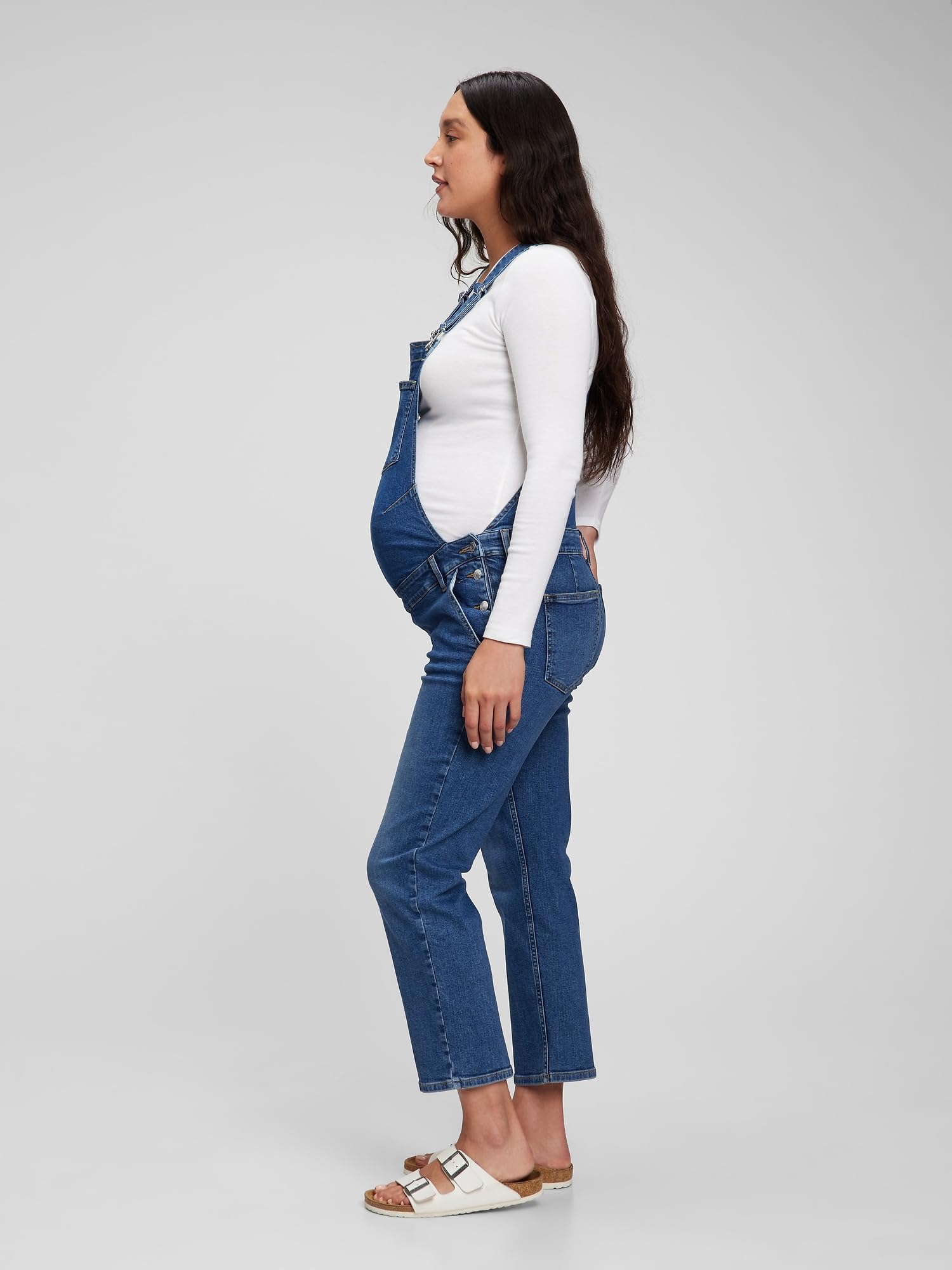GAP Women's Maternity Overalls - Comfortable Pregnancy Denim Jumpsuit for Expecting Moms | Perfect for Casual Wear, Maternity Photos & Everyday Outfits
