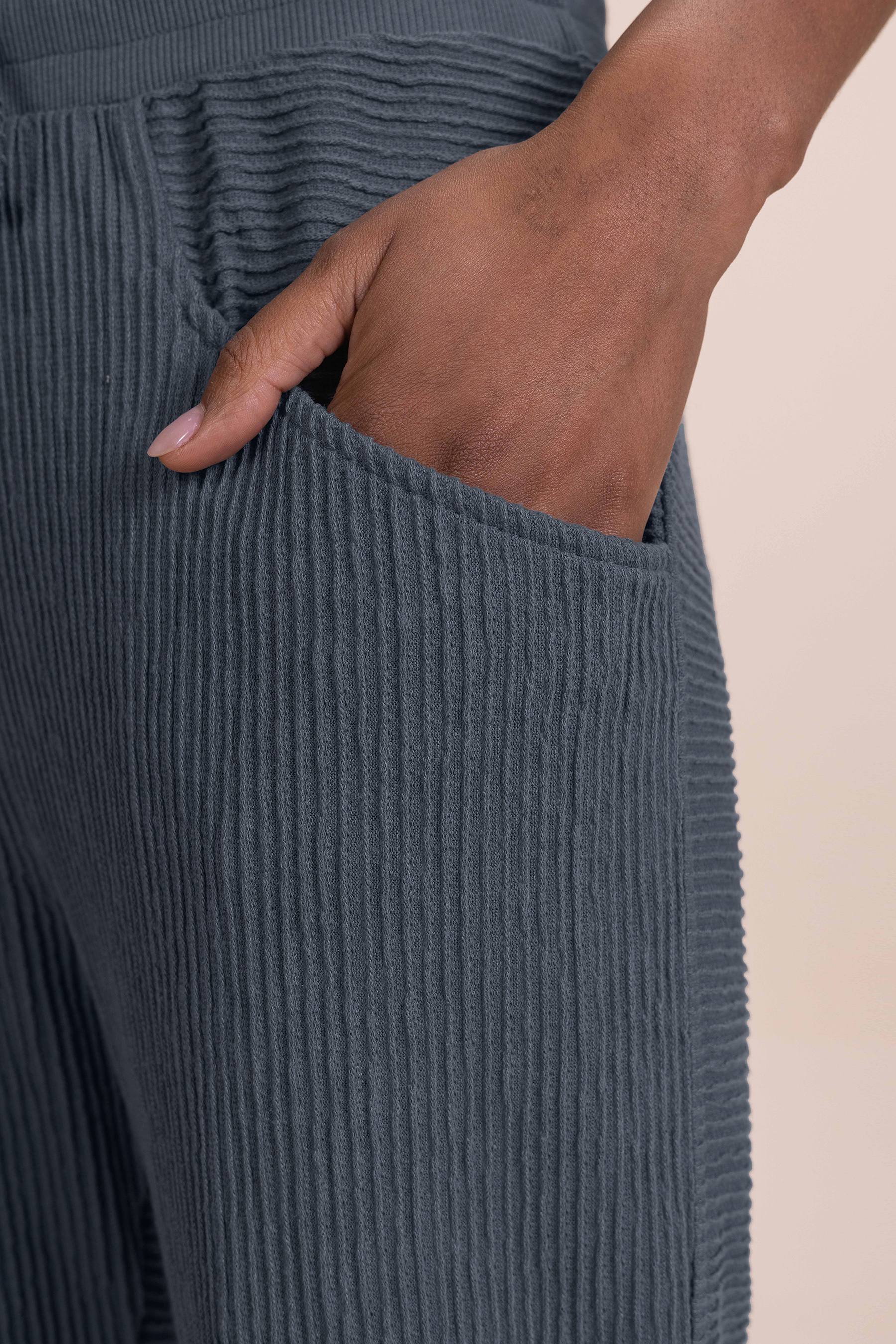 Bold Pants 455049 - Trendy High-Waisted Women's Trousers for Office & Casual Wear | Comfortable Stretch Fabric for Everyday Style