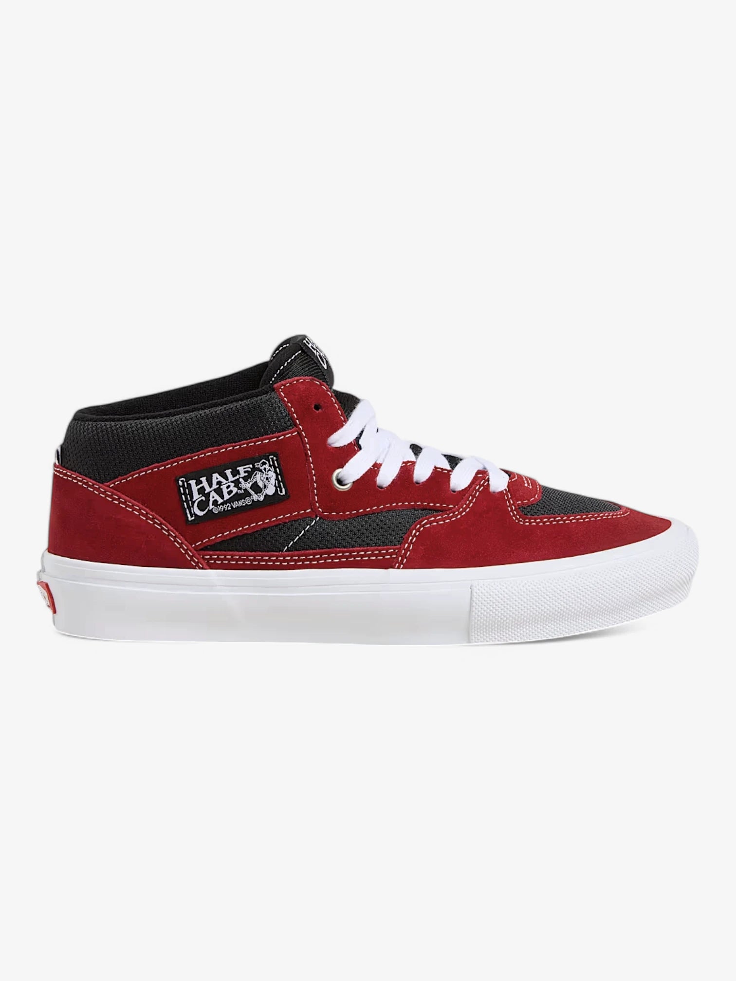 Vans Skate Half Cab Sneakers - Red & Black Skate Shoes for Men & Women | Perfect for Skateboarding, Streetwear & Casual Outfits
