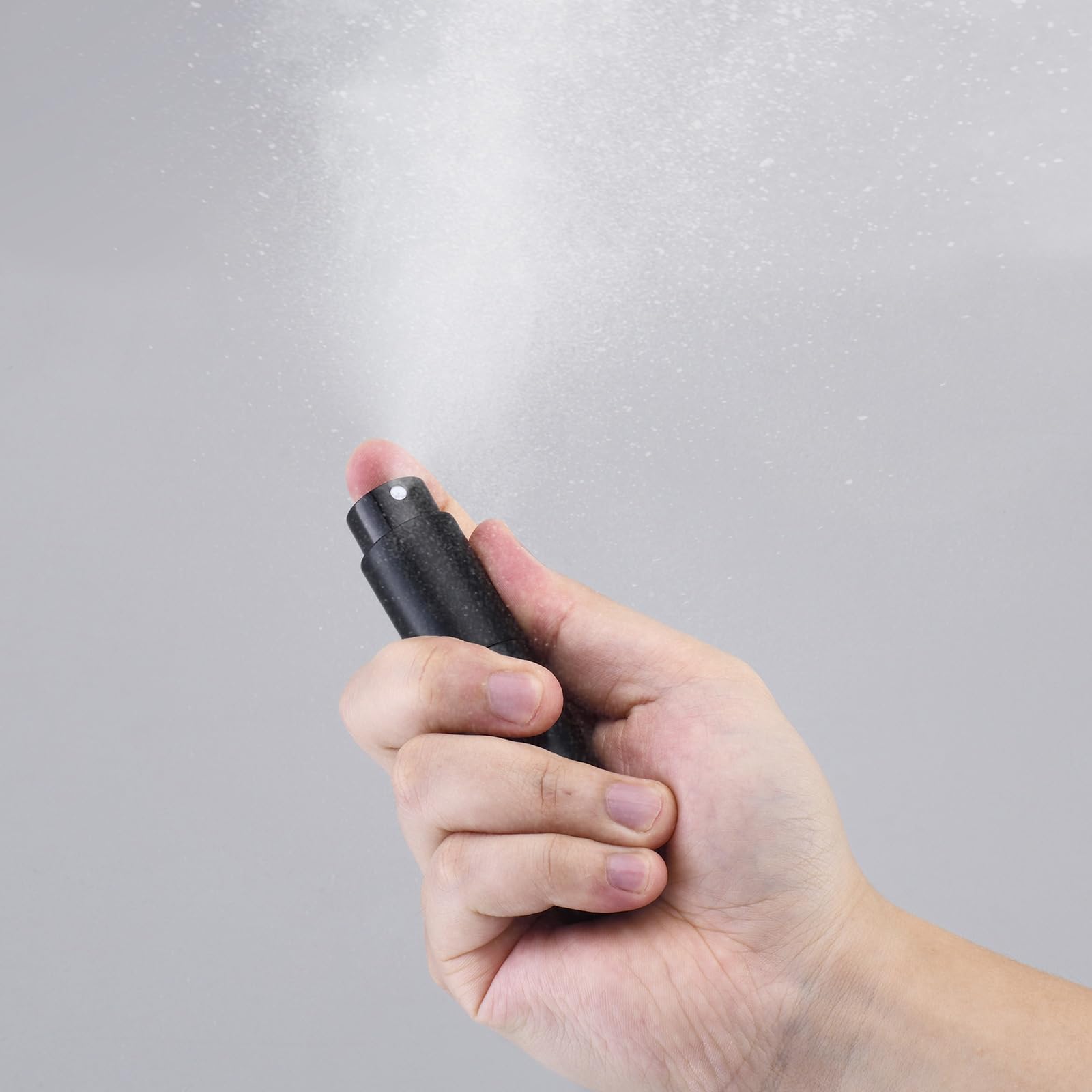 Refillable Perfume Atomizer Travel Bottle - Portable Cologne Sprayer for Men & Women - 8ml Mini Empty Spray Bottle (Black) - Perfect for Gym, Travel & On-the-Go Fragrance Touch Ups