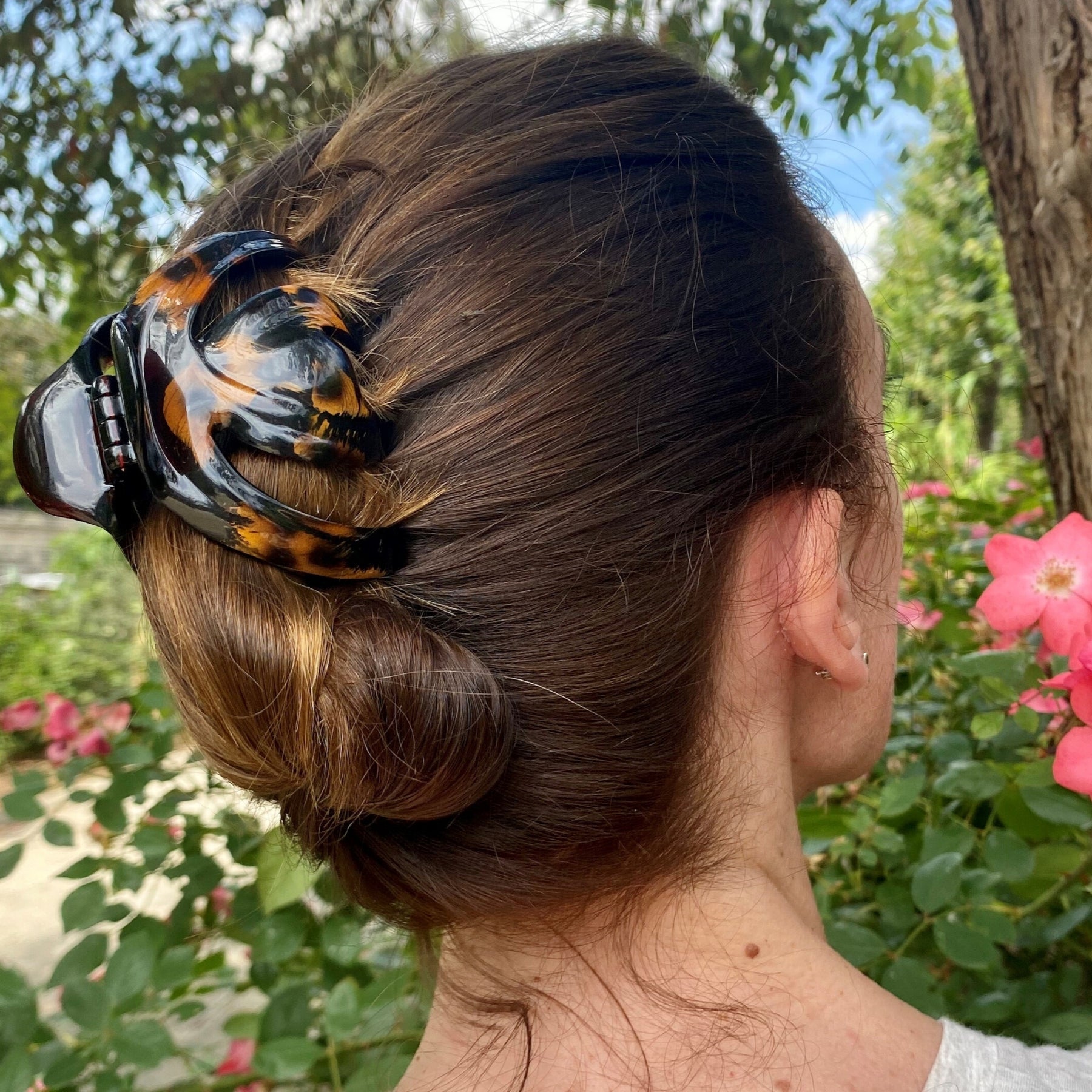 Arielle Clip - Hair Claw Clips for Women, Non-Slip Hair Clips for Thick Hair, Fashion Hair Accessories for Ponytail, Bun & Updo - Perfect for Work, Party & Everyday Use