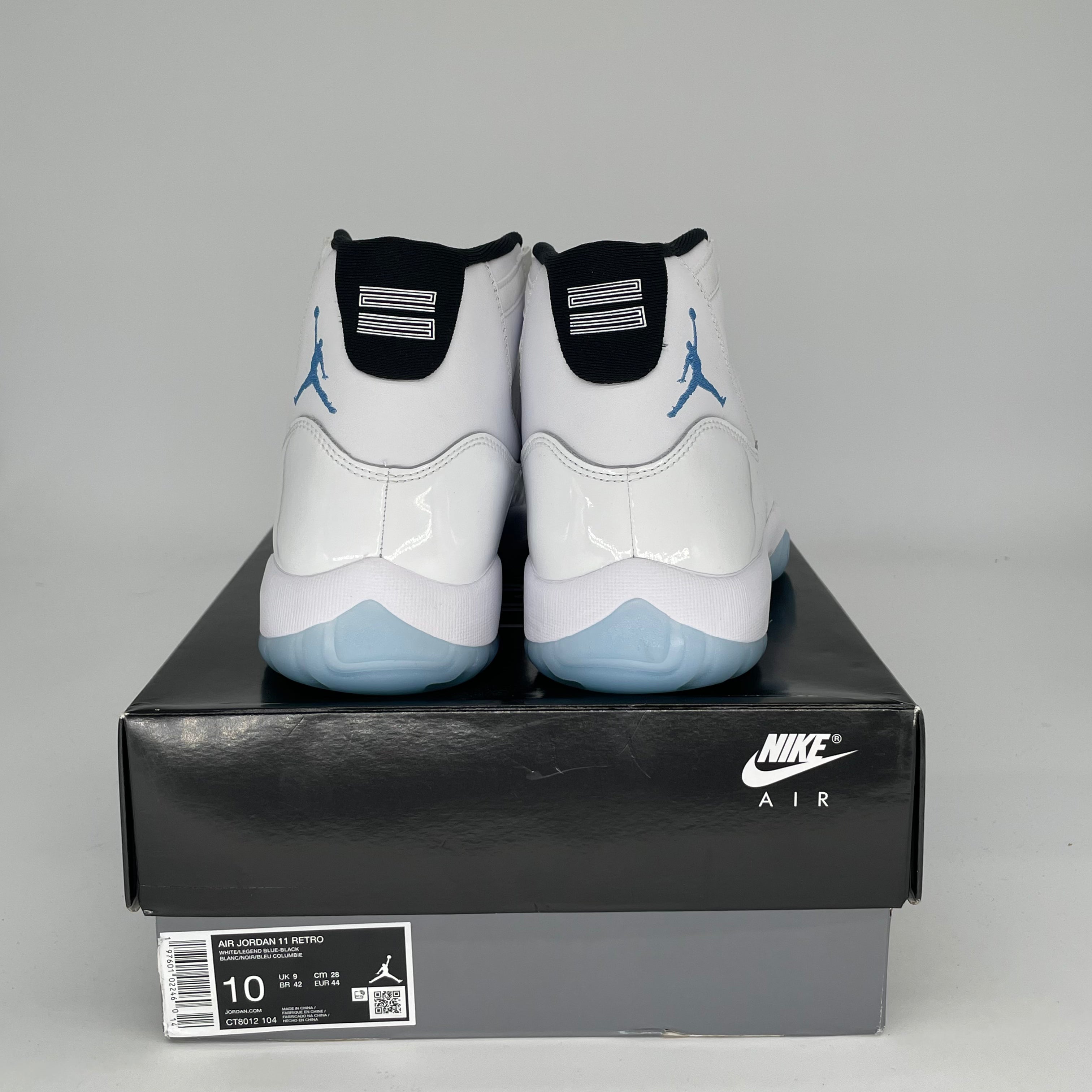 Original Air Jordan 11 Retro 'Legend Blue' Basketball Shoes - Men's Size 10 / Women's Size 11.5 (CT8012-104) - Perfect for Court Performance & Streetwear Fashion
