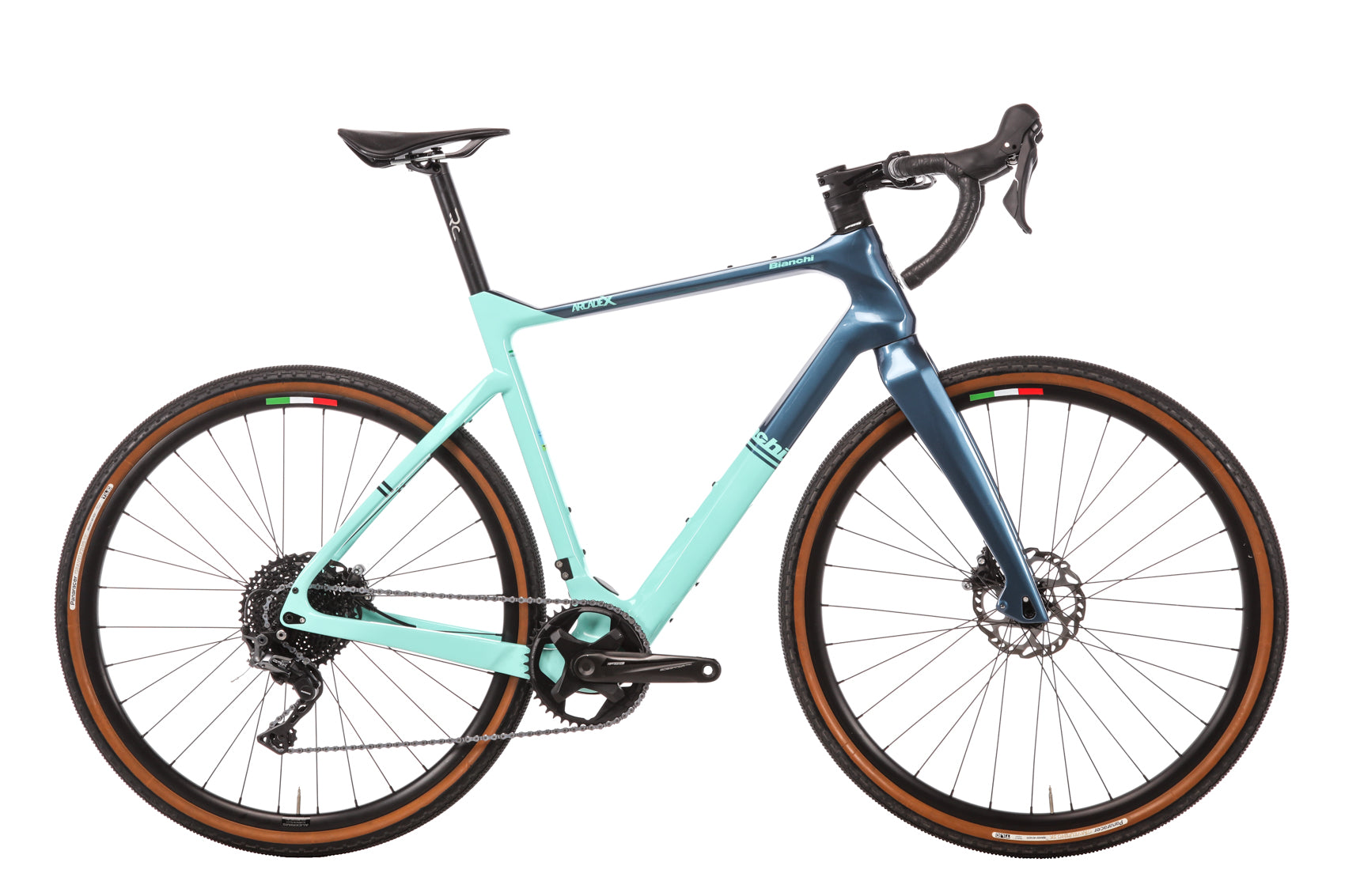 Bianchi Arcadex GRX 600 Gravel Bike 2022 - Large Size | Adventure & Commuting Gravel Road Bike for Men & Women | Perfect for Off-Road Trails, Long-Distance Riding & Urban Commuting