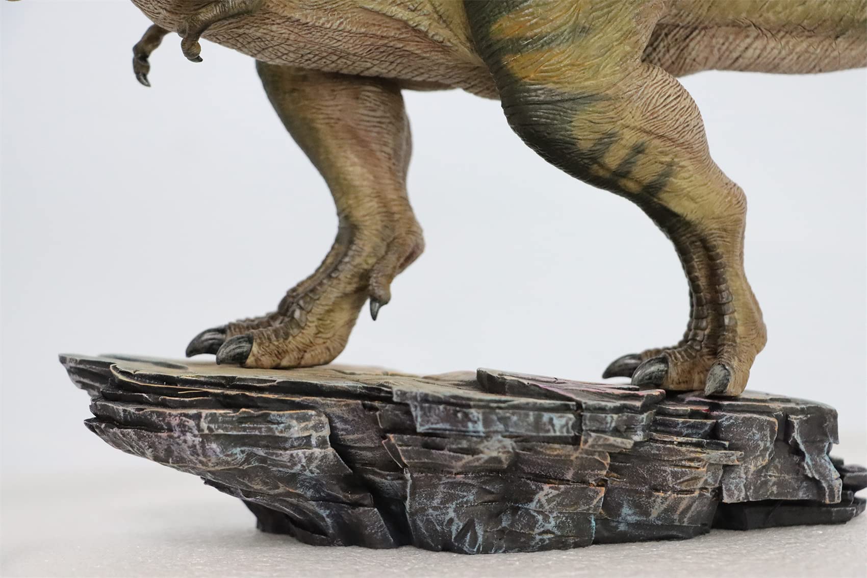 Nanmu 1:35 Scale Tyrannosaurus Rex Dinosaur Model - Highly Detailed T-Rex PVC Collector Toy, Realistic Dinosaur Figure with Display Base, Perfect Gift for Adult Collectors | Home Decor, Office Display, Dinosaur Enthusiast Collection