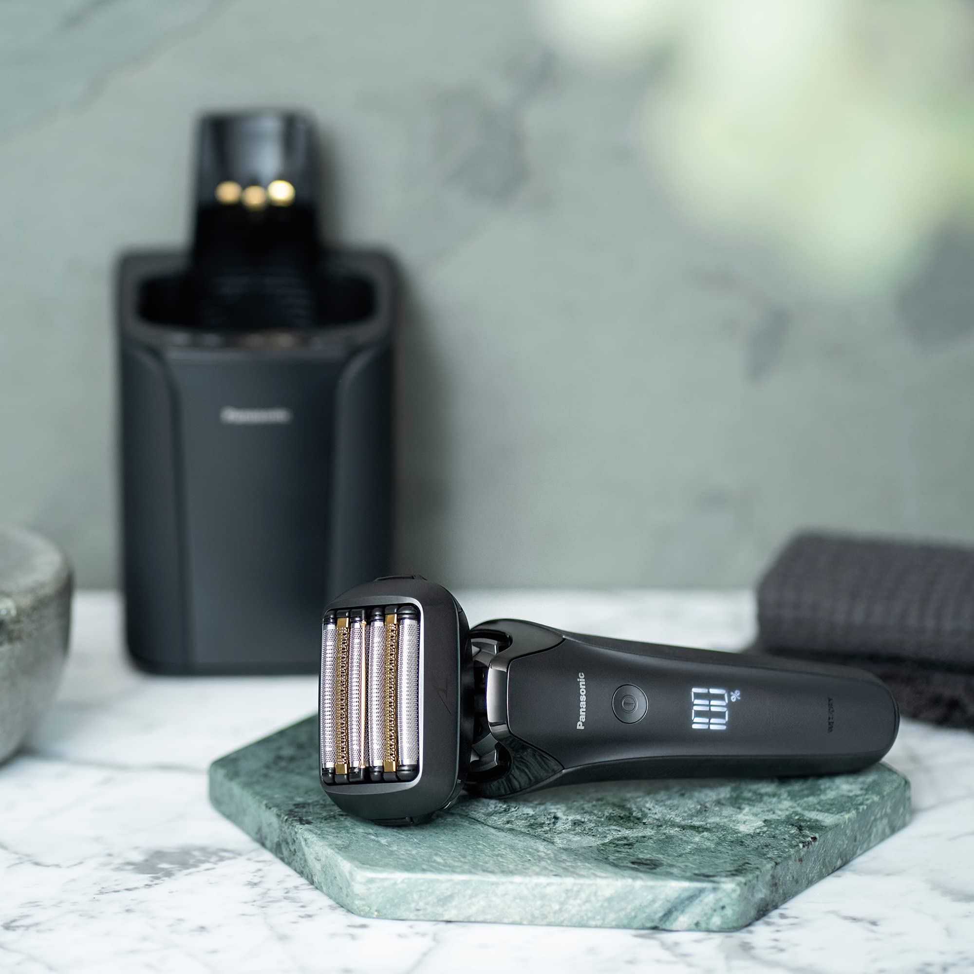 Panasonic ES-LS9A Men's Electric Shaver - 6-Blade Wet/Dry Rotary Razor with Cleaning & Charging Station - Smooth Shaving for Sensitive Skin - Perfect for Travel & Daily Grooming Routine