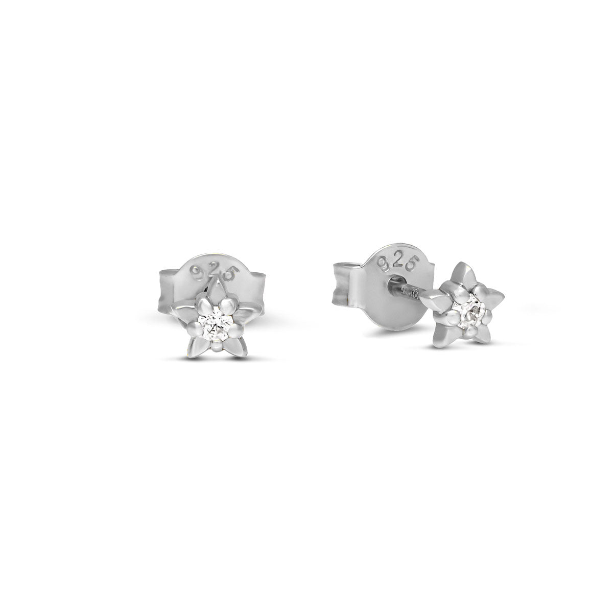 Elegant Star Stud Earrings for Women - Minimalist Dainty Star Studs - Perfect for Everyday Wear & Gift Giving