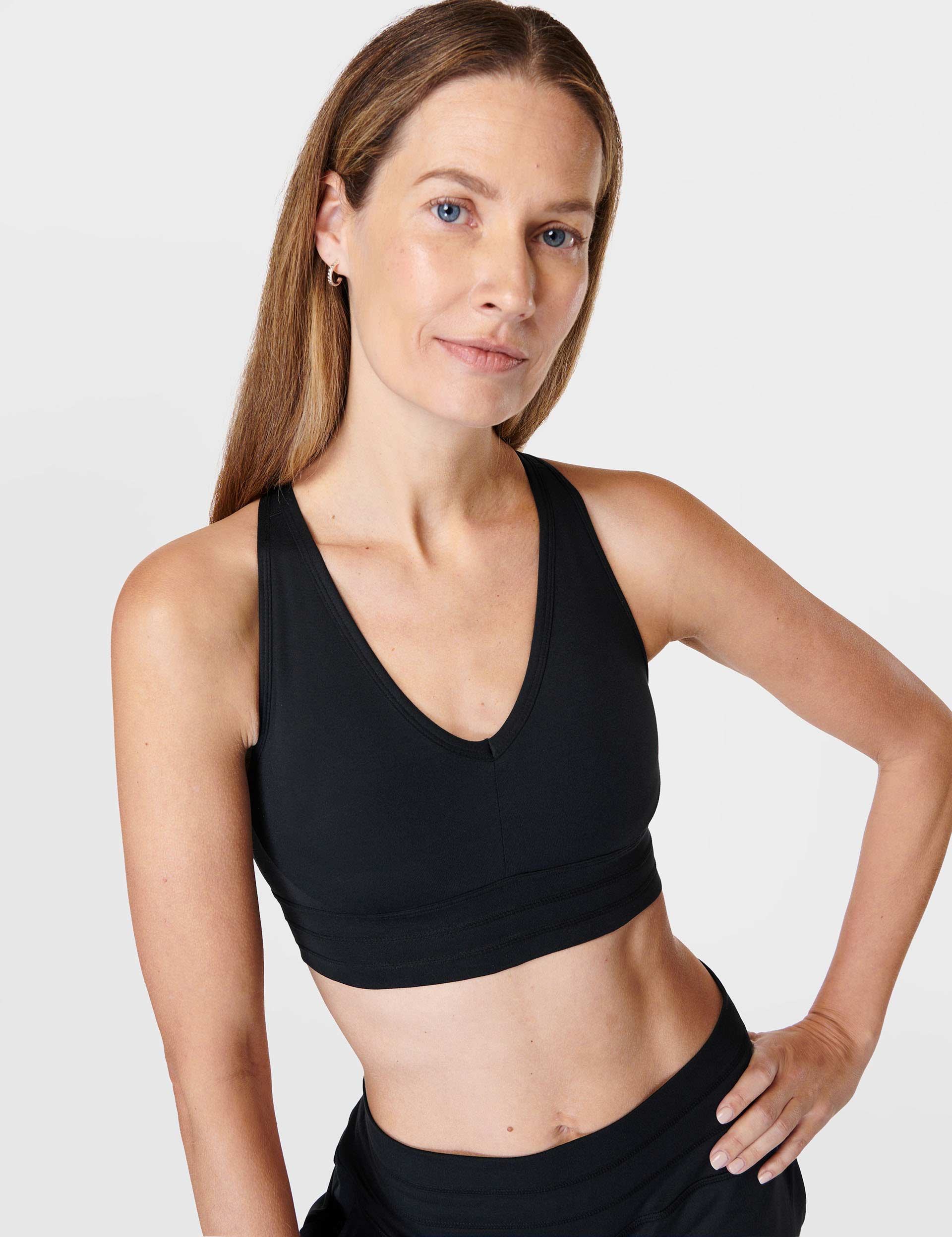 Gaia High Support Yoga Bra for Women - Black | Seamless Workout Top for Yoga, Pilates & Gym | Moisture Wicking & Breathable Activewear